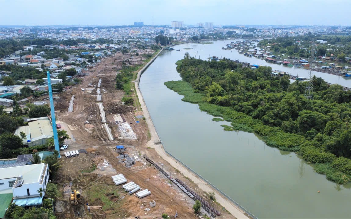 Đồng Nai tạo quỹ đất sạch gần 2.500ha để phục vụ ph&aacute;t triển c&aacute;c dự &aacute;n trọng điểm - Ảnh 3.