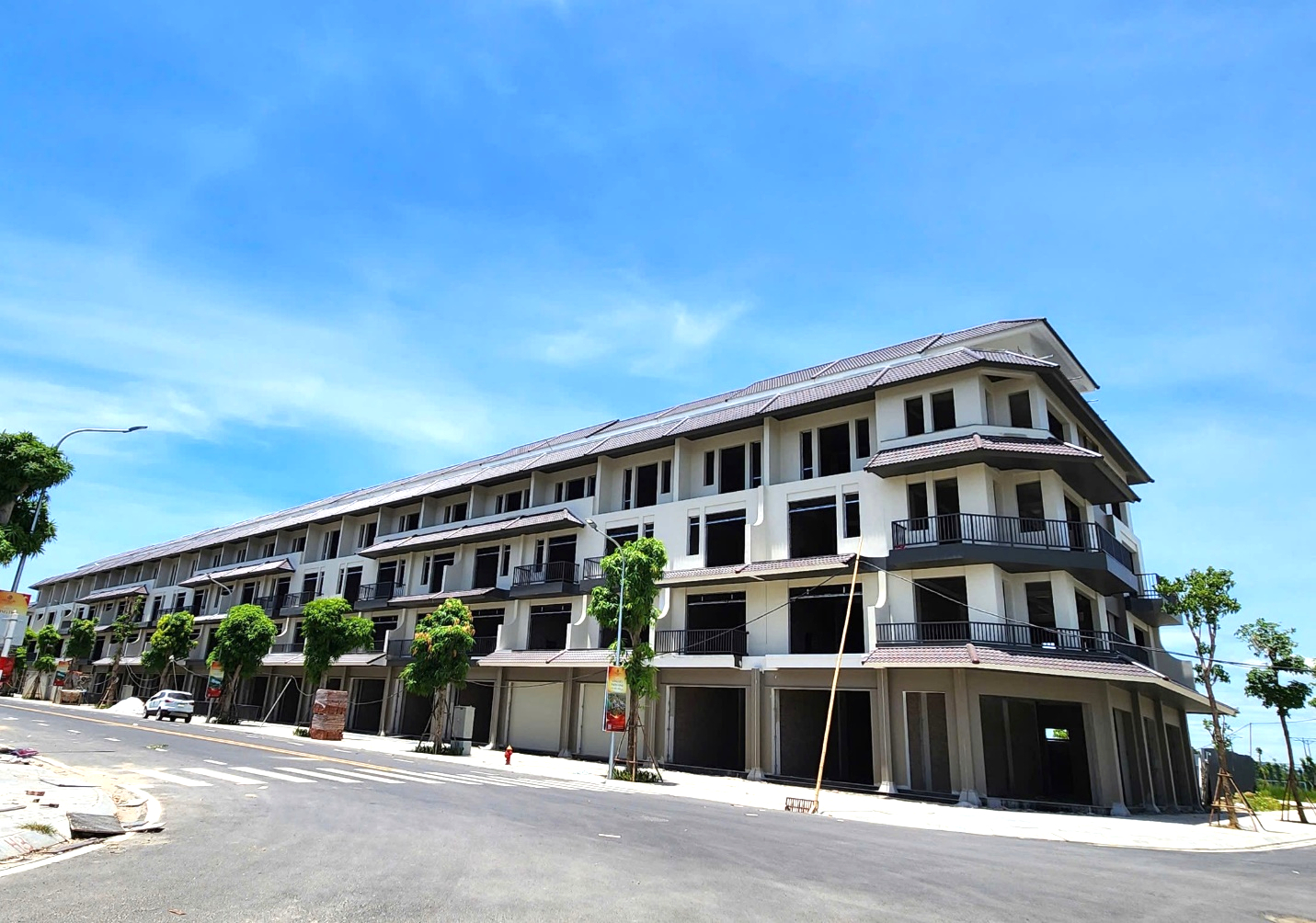 Thanh Hóa thêm 6 . 000 Sản phẩm bất động sản đủ điều kiện kinh doanh năm 2026 - Ảnh 1. Thanh Hóa thêm 6 . 000 Sản phẩm bất động sản đủ điều kiện kinh doanh năm 2026 - Ảnh 1.