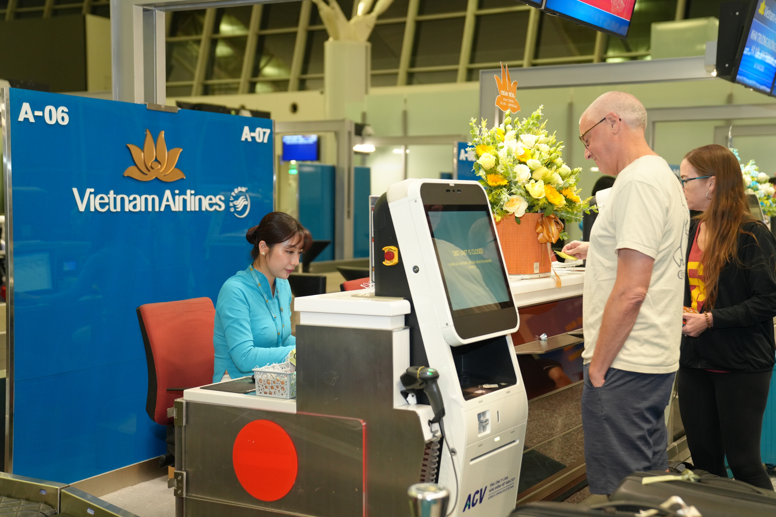 Vietnam Airlines ch&iacute;nh thức khai trương đường bay thẳng H&agrave; Nội - Amsterdam - Ảnh 3.