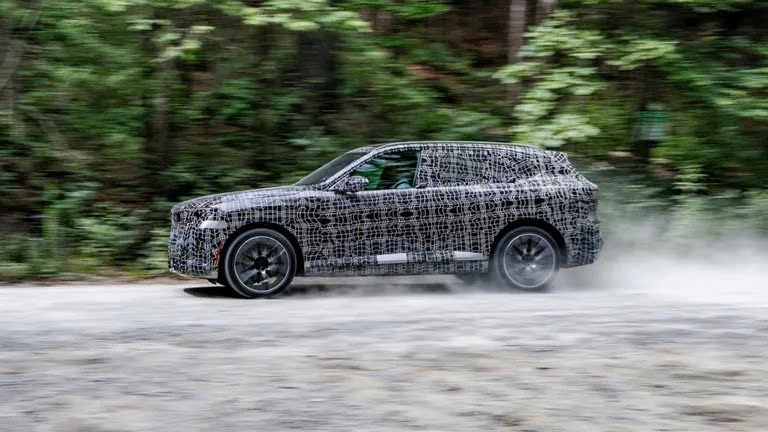 BMW X5 thế hệ mới có bản điện chạy gần 640 km - Ảnh 2.