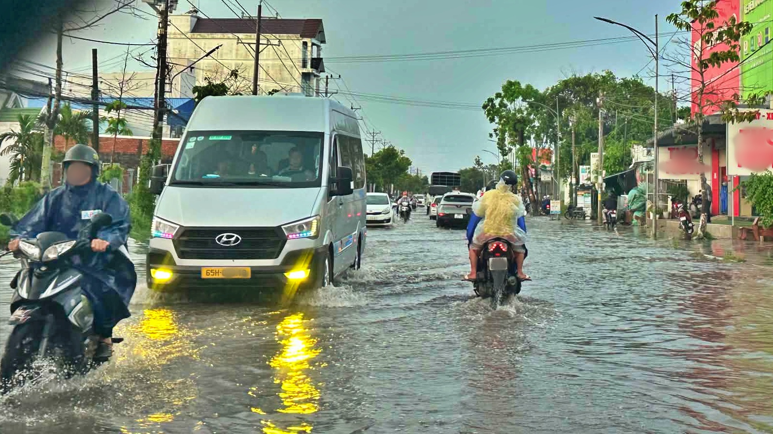 C&agrave; Mau: Tập trung giải quyết dứt điểm c&aacute;c kiến nghị của cử tri về hạ tầng giao th&ocirc;ng - Ảnh 2.