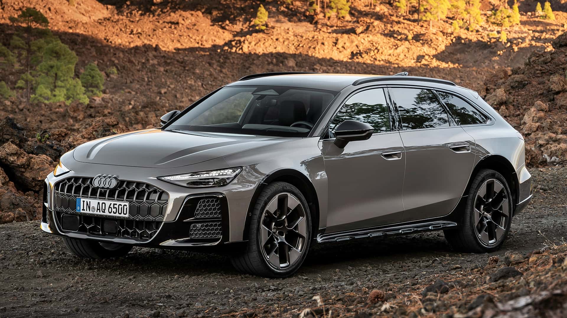 Audi A6 Allroad mới lần đầu có bản hybrid, chạy điện 95 km - Ảnh 1.