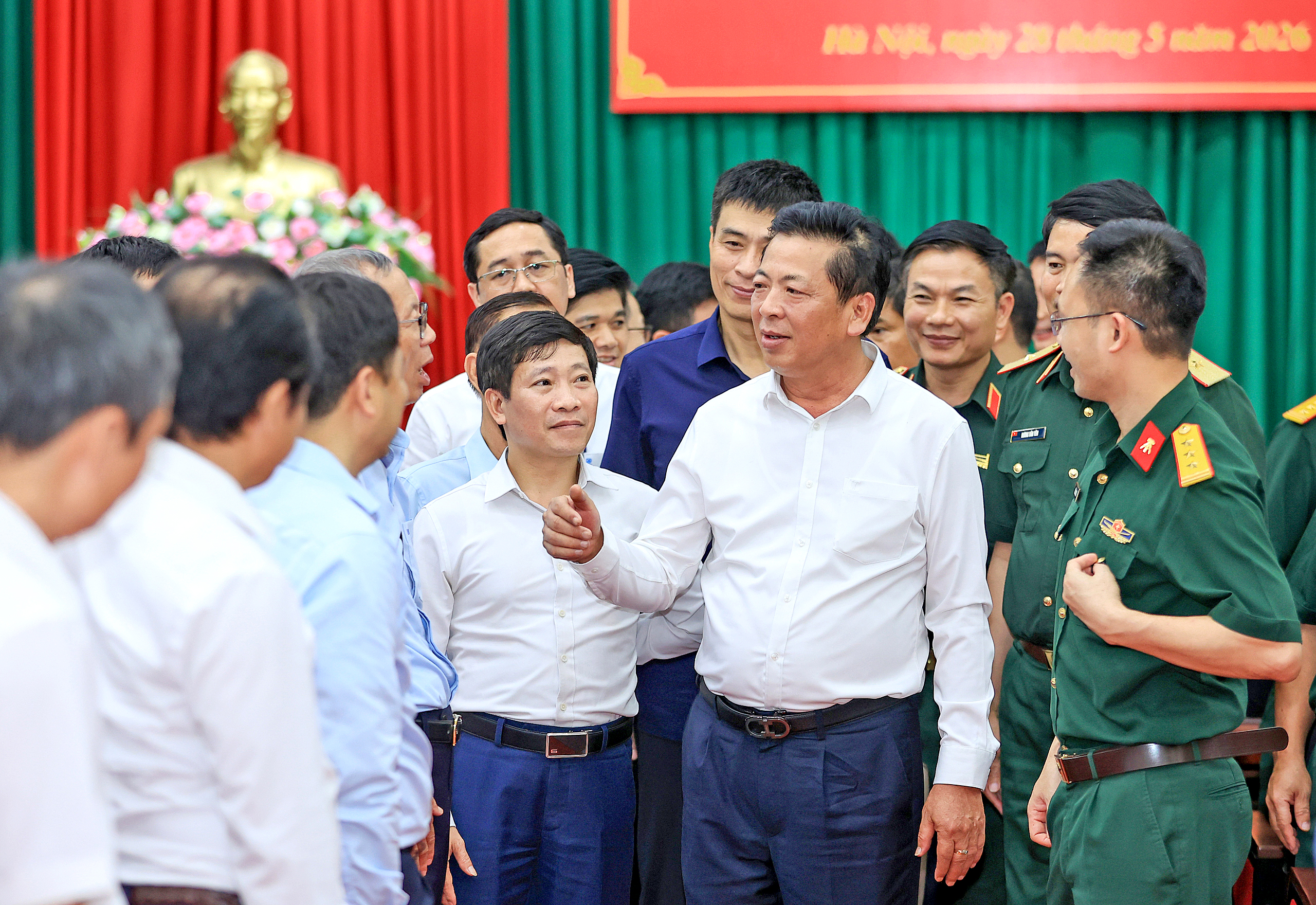 B&aacute;o ch&iacute; g&oacute;p phần khắc họa &ldquo;d&ograve;ng chảy&rdquo; ph&aacute;t triển của ng&agrave;nh X&acirc;y dựng - Ảnh 2.