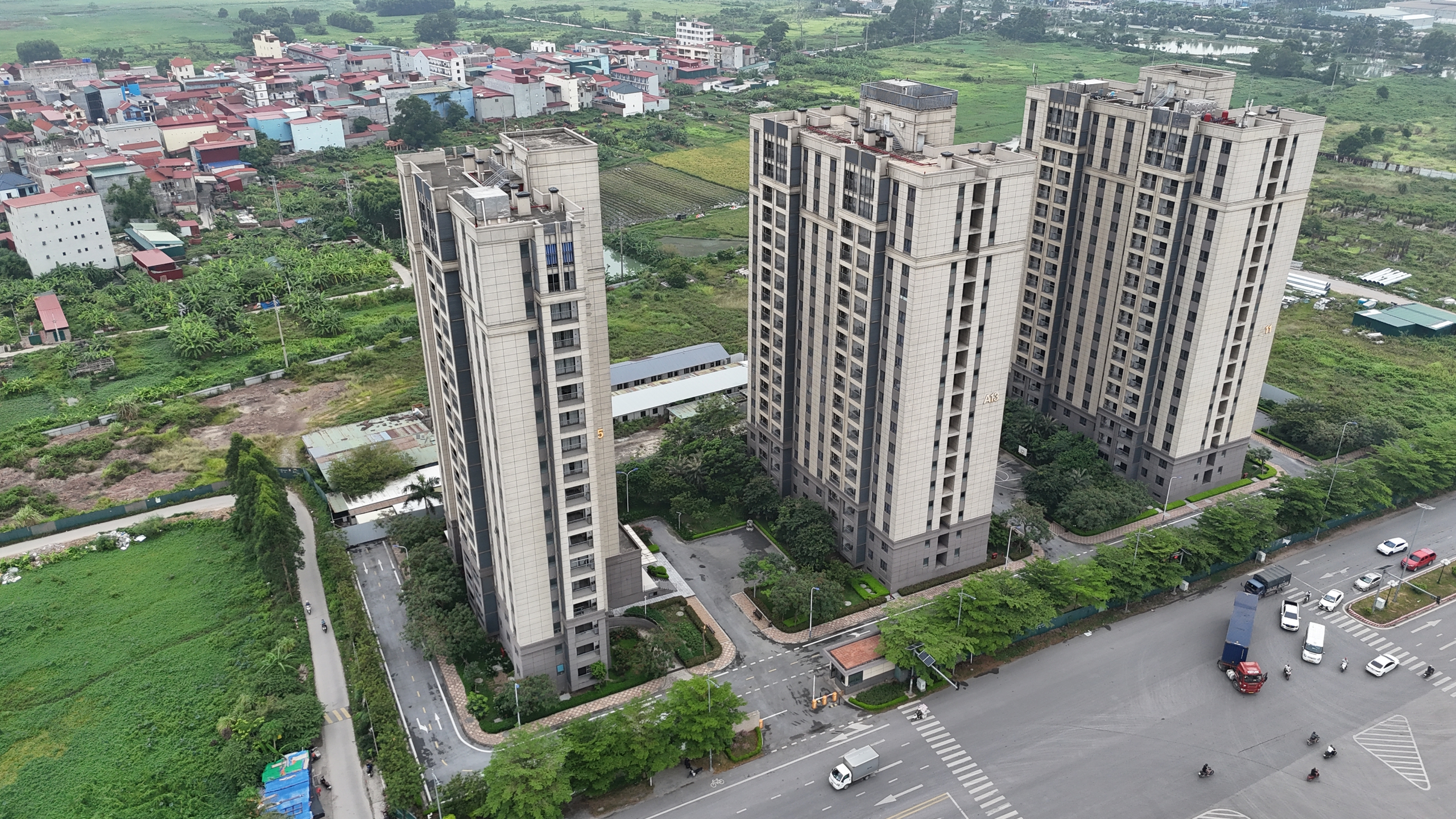 Li&ecirc;n tiếp khởi c&ocirc;ng dự &aacute;n nh&agrave; ở cho thu&ecirc; tại c&aacute;c địa phương - Ảnh 1.