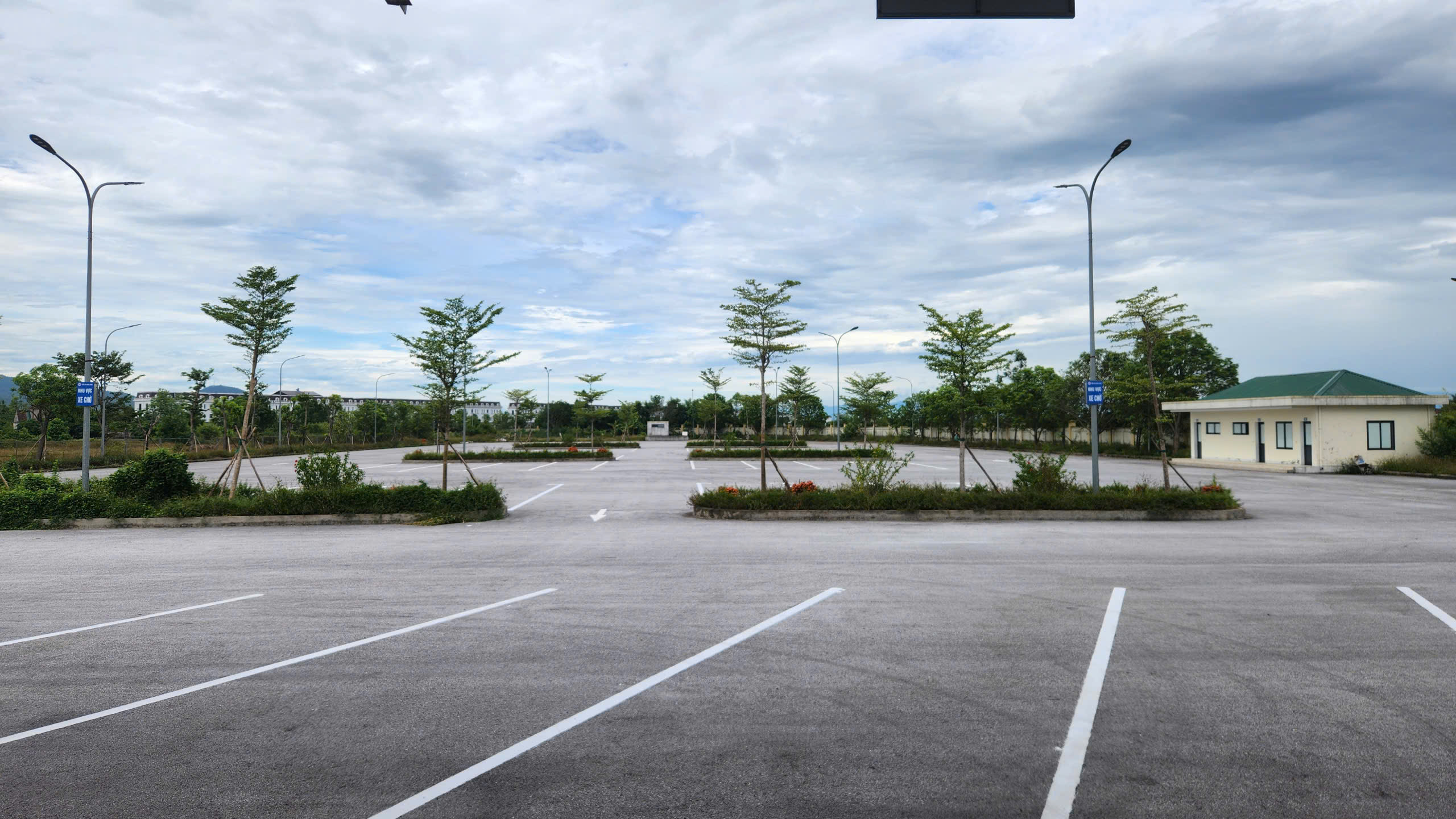 Bến xe Nam Vinh điểm nhấn hạ tầng giao th&ocirc;ng tĩnh của Nghệ An - Ảnh 8.