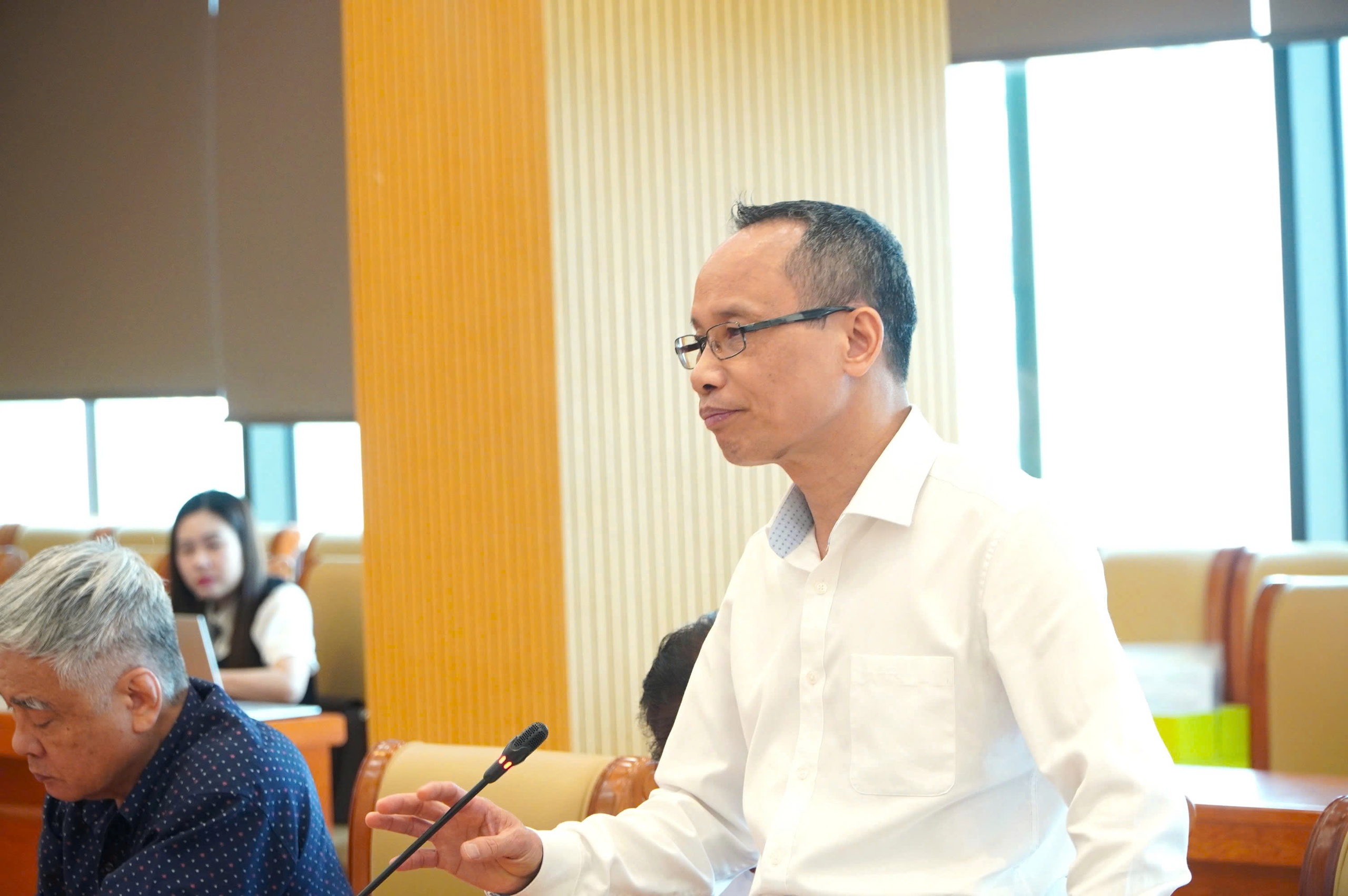 Tăng cường sự lãnh đạo của Đảng trong phát triển nhà ở và thị trường bất động sản - Ảnh 7.
