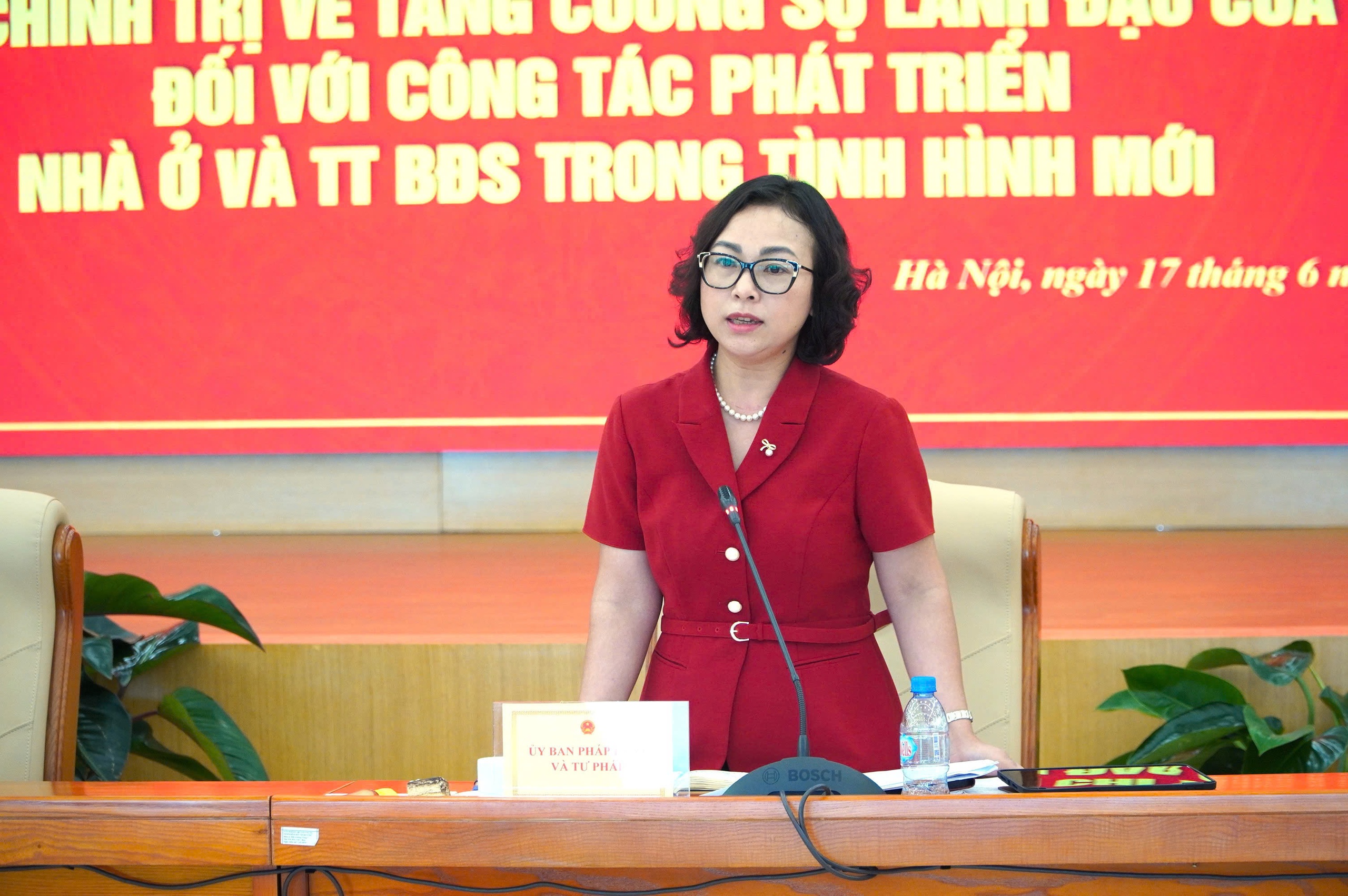 Tăng cường sự lãnh đạo của Đảng trong phát triển nhà ở và thị trường bất động sản - Ảnh 5.