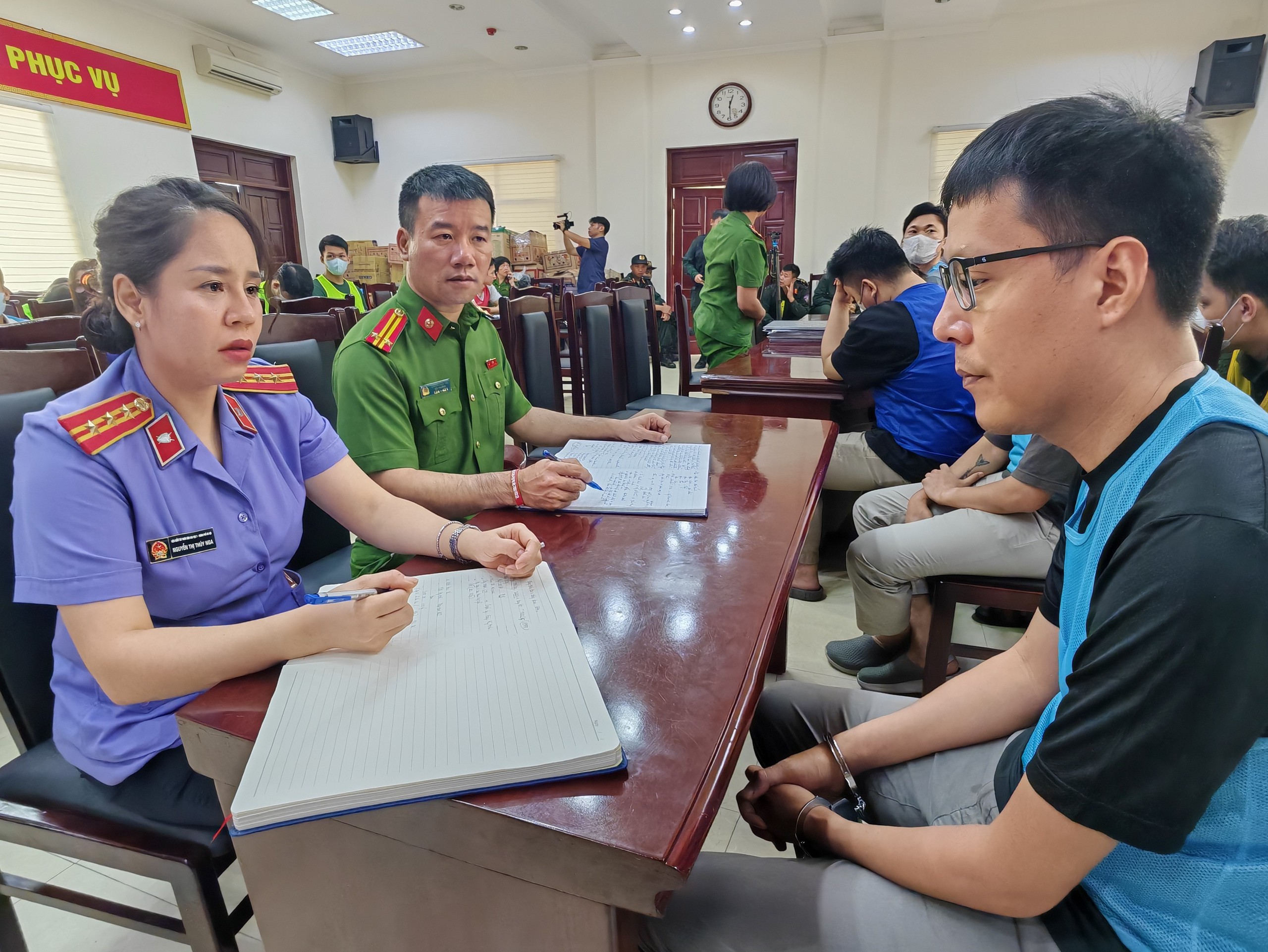 Hà Nội: Khởi tố 187 người trong vụ án "hợp đồng kỳ nghỉ" - Ảnh 3.