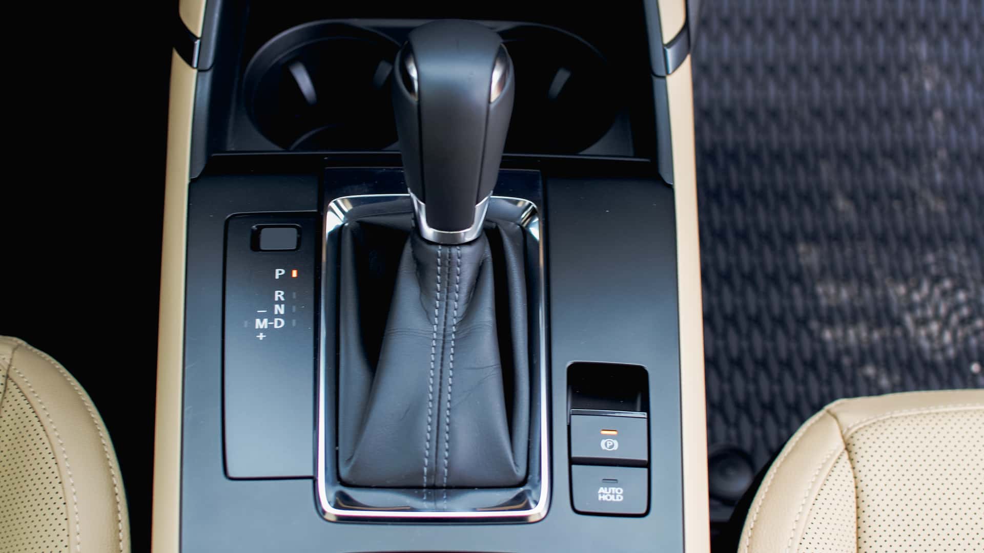 Mazda thay đổi quan điểm về màn hình cảm ứng - Ảnh 7.