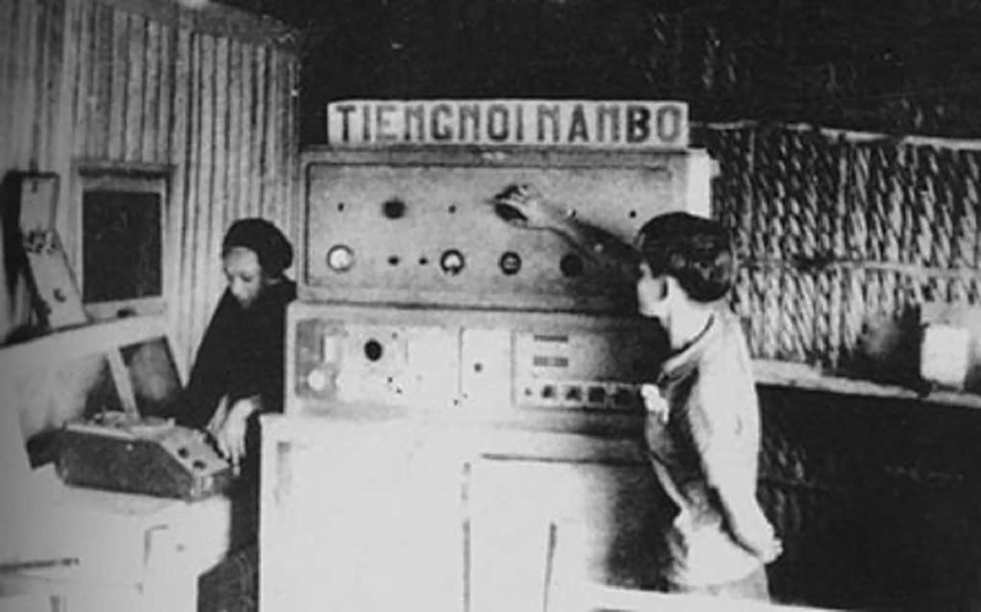 Những bản tin vang vọng m&atilde;i b&ecirc;n d&ograve;ng Tr&agrave; Giang - Ảnh 1.