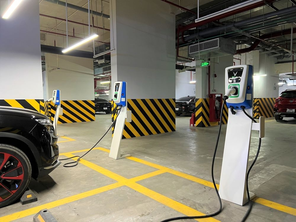 Trạm sạc xe điện trong nh&agrave; chung cư phải đ&aacute;p ứng nhiều y&ecirc;u cầu kỹ thuật mới - Ảnh 1.