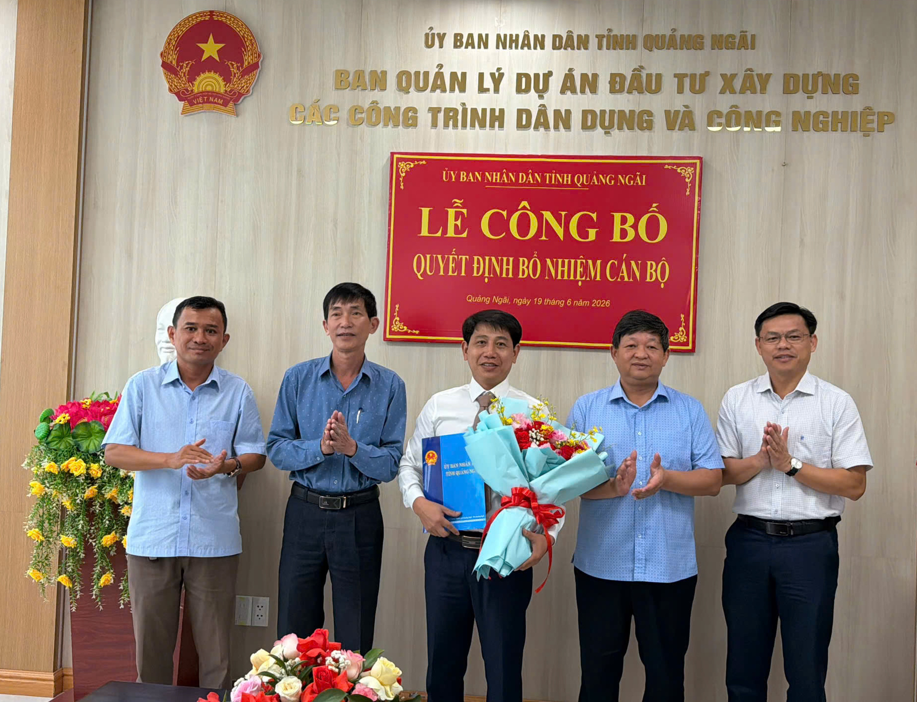 Quảng Ng&atilde;i kiện to&agrave;n l&atilde;nh đạo Ban QLDA x&acirc;y dựng c&aacute;c c&ocirc;ng tr&igrave;nh d&acirc;n dụng v&agrave; c&ocirc;ng nghiệp - Ảnh 1.