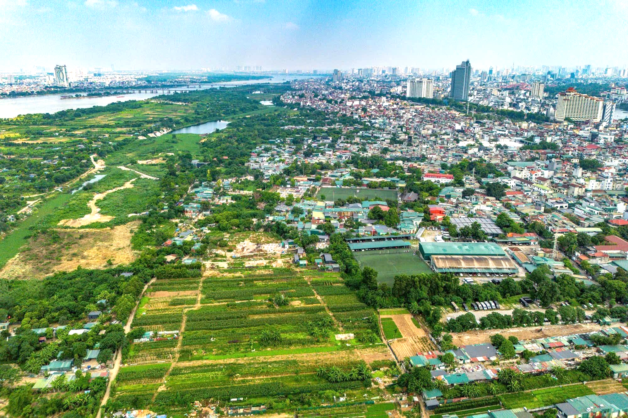 Hà Nội triển khai khu đô thị đa mục tiêu nhằm kiểm soát giá nhà năm 2026 - Ảnh 1.