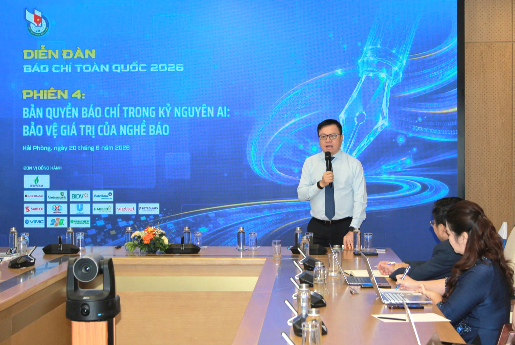 Bảo vệ gi&aacute; trị nghề b&aacute;o trong kỷ nguy&ecirc;n AI v&agrave; bản quyền b&aacute;o ch&iacute; 2026 - Ảnh 3.