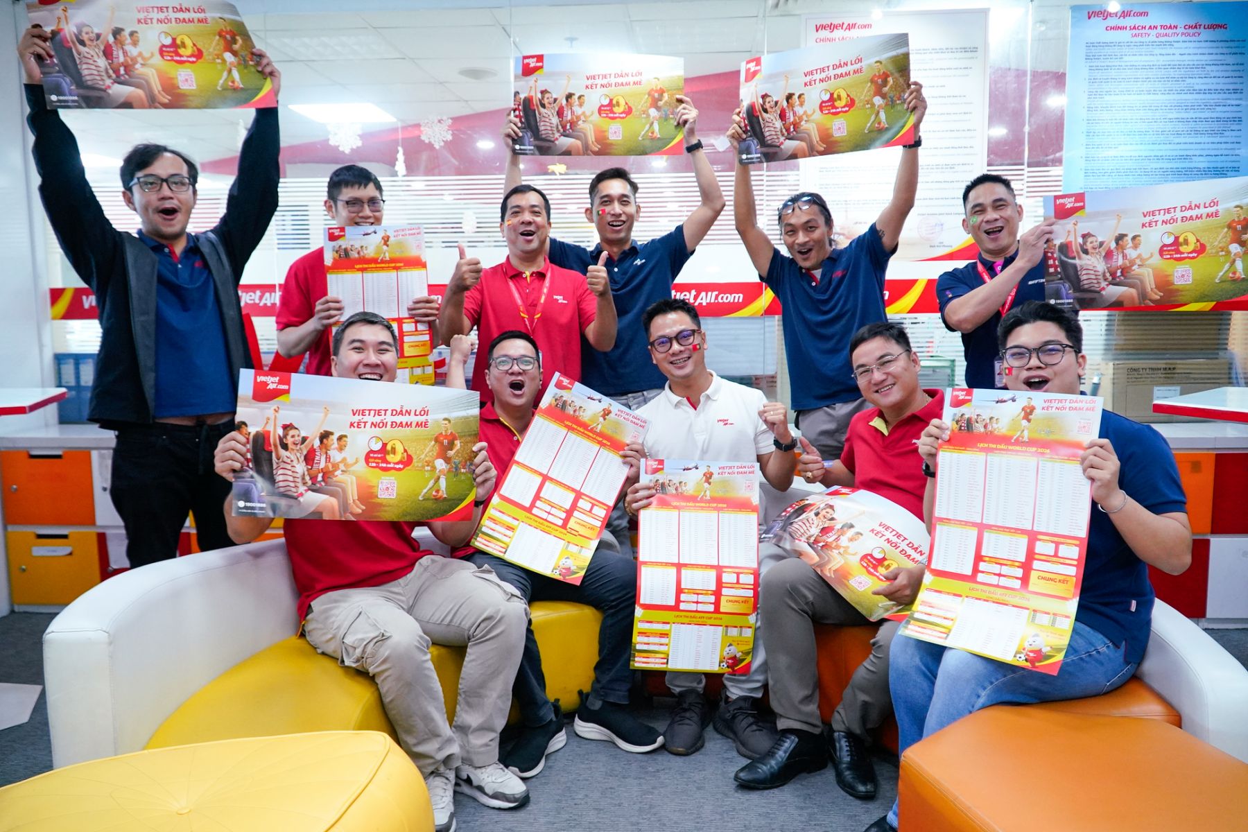 Bay cùng Vietjet, hoà mình vào mùa lễ hội bóng đá sôi động nhất hành tinh - Ảnh 9.