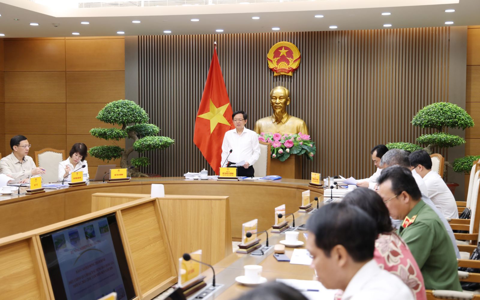 Quy hoạch sử dụng đất đai phải đi trước một bước để mở đường cho ph&aacute;t triển - Ảnh 8.