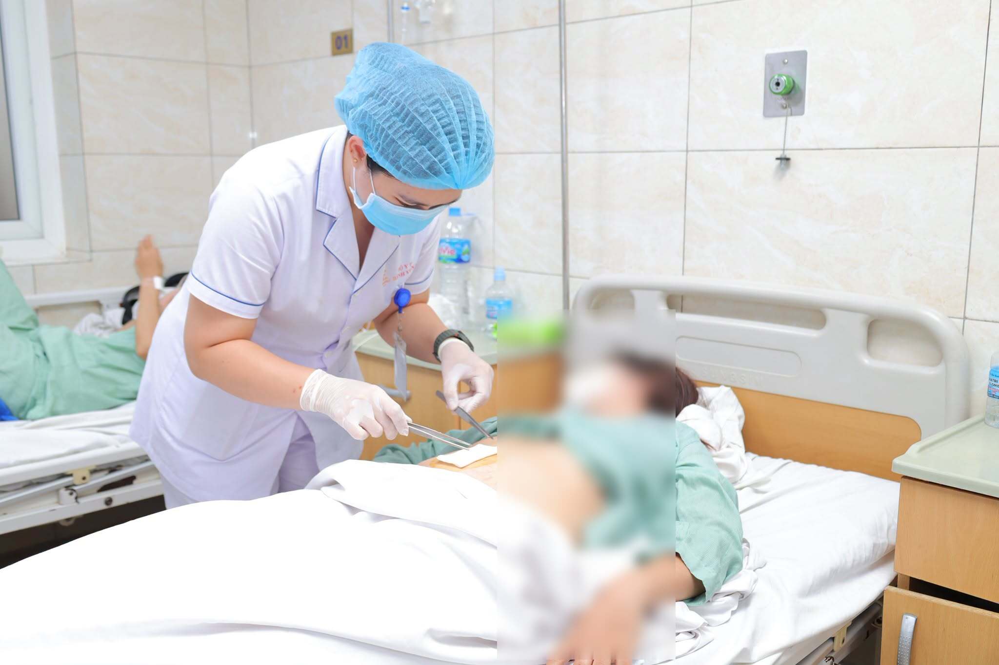 Cảnh b&aacute;o bệnh hiếm gặp c&oacute; dấu hiệu dễ nhầm lẫn với vi&ecirc;m ruột thừa cấp - Ảnh 1.