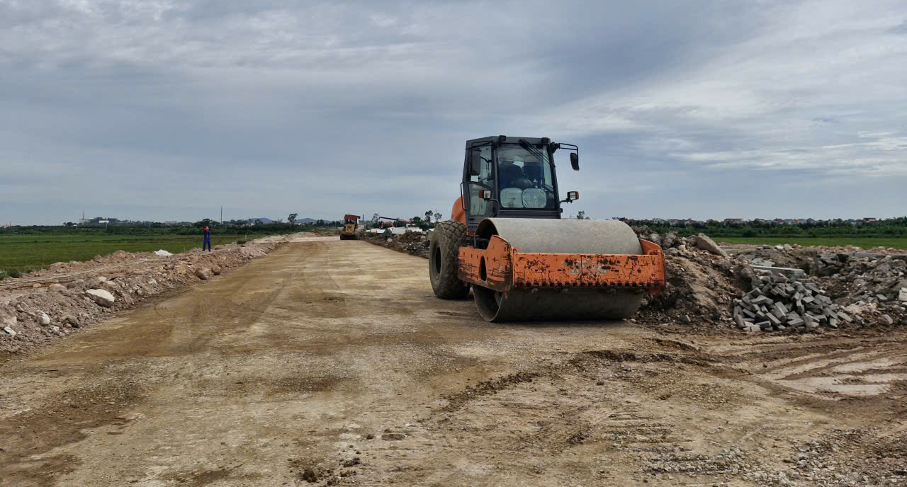 V&igrave; sao đường dẫn gần xong nhưng cầu H&agrave; Bắc 1 tại Bắc Ninh vẫn chưa x&acirc;y dựng? - Ảnh 2.