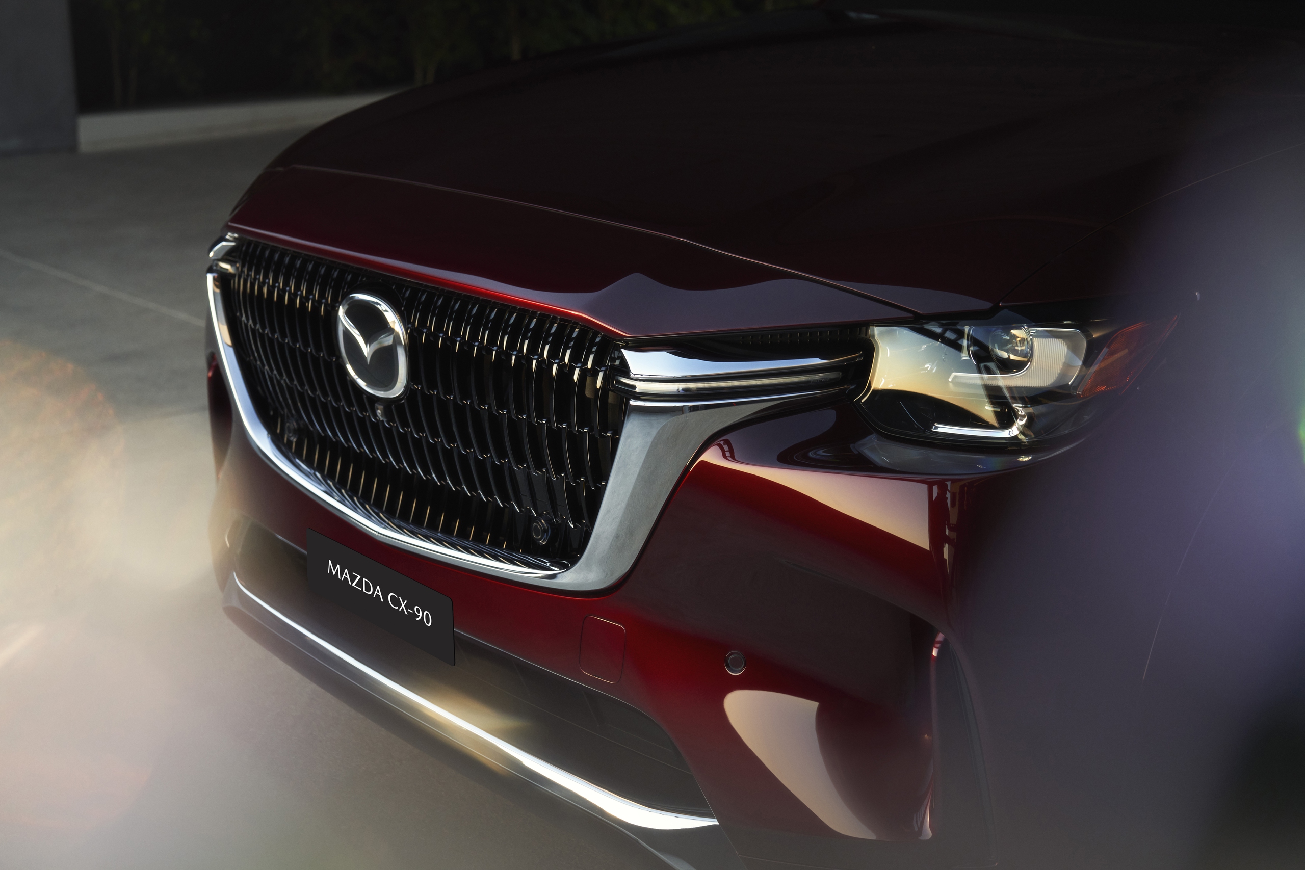 Bộ đôi SUV Mazda CX-60 và CX-90 lấp đầy khoảng trống thị trường điện hóa - Ảnh 1.