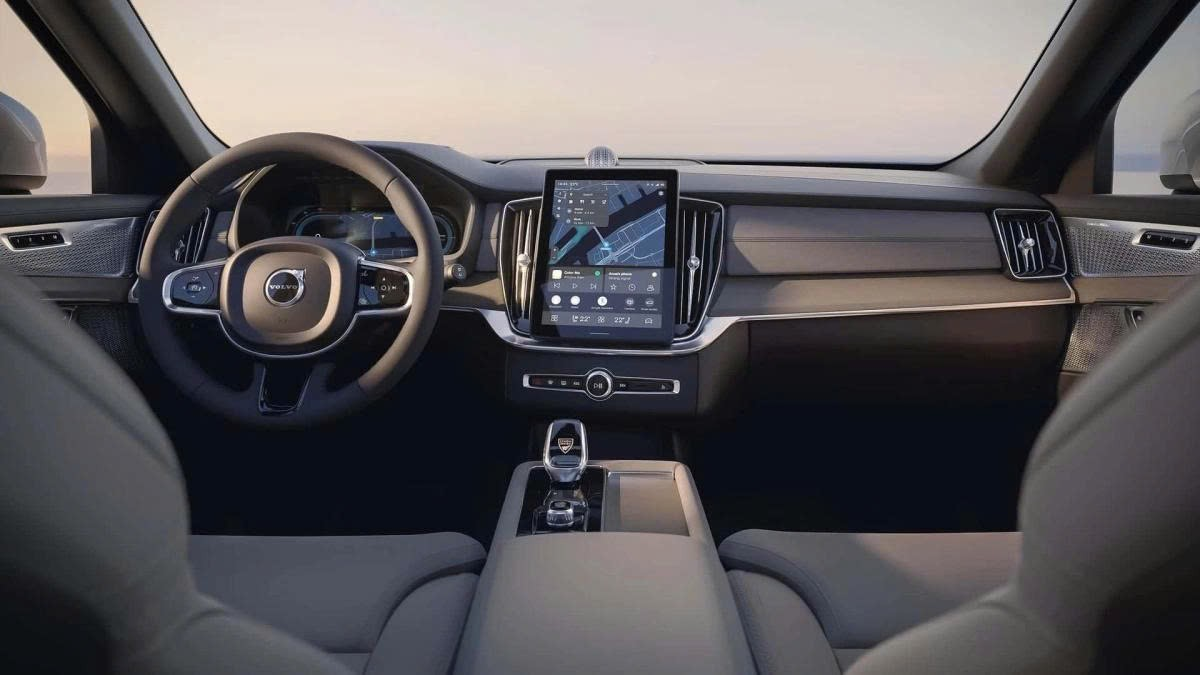 Xe hạng sang Lynk & Co 900 và Volvo XC 90: Chọn xe nào? - Ảnh 7.