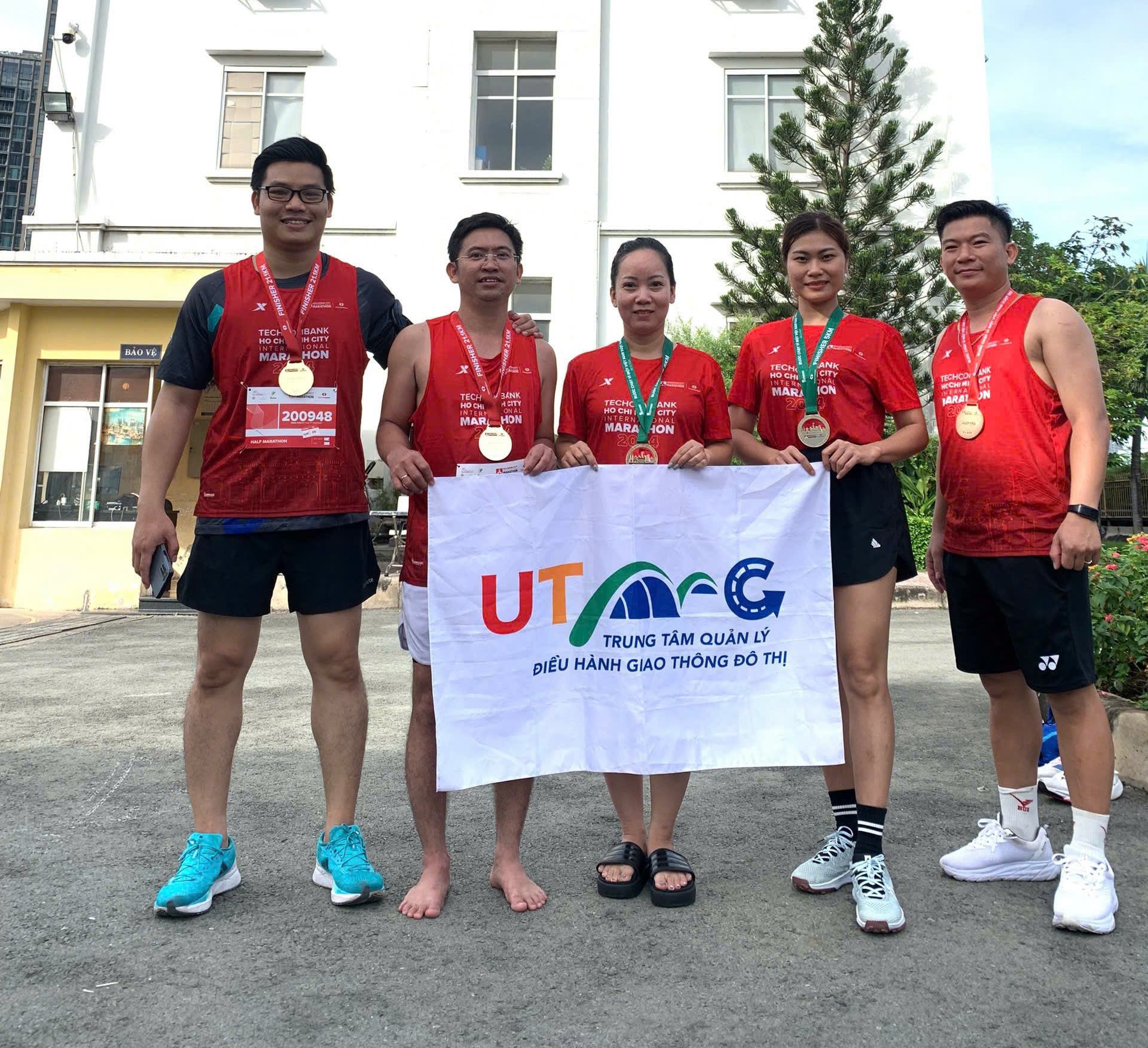 Người l&agrave;m b&aacute;o, kỹ sư, runner h&aacute;o hức chờ ng&agrave;y hội "Vững bước kiến tạo tương lai" - Ảnh 5.