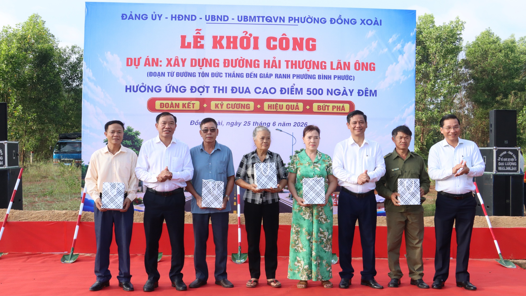 Gần 50 hộ gia đ&igrave;nh c&ugrave;ng hiến đất l&agrave;m đường Hải Thượng L&atilde;n &Ocirc;ng ở Đồng Nai - Ảnh 3.