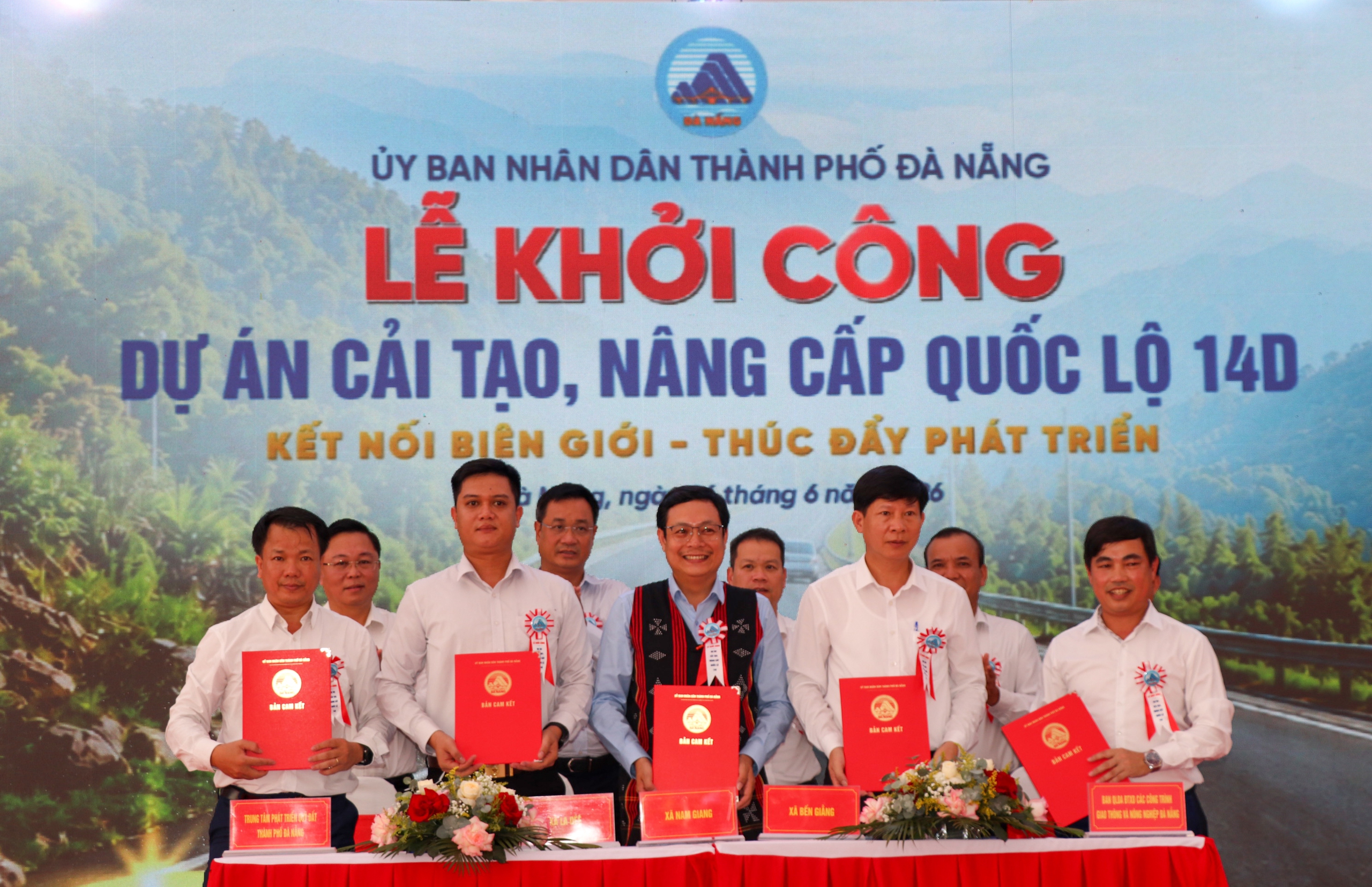 Đ&agrave; Nẵng khởi c&ocirc;ng cải tạo, n&acirc;ng cấp quốc lộ 14D kết nối với L&agrave;o - Ảnh 4.