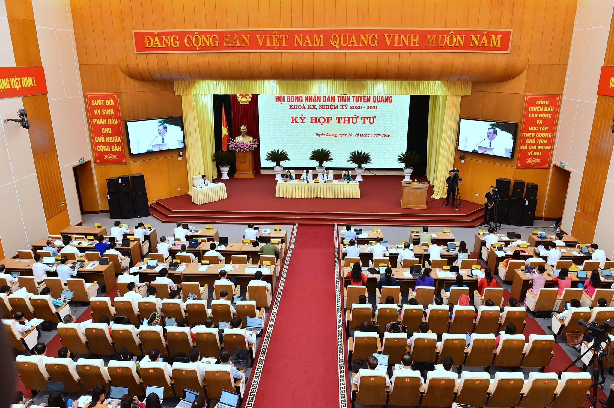 Tuy&ecirc;n Quang quyết t&acirc;m khơi th&ocirc;ng nguồn lực, phấn đấu đạt tăng trưởng hai con số - Ảnh 1.