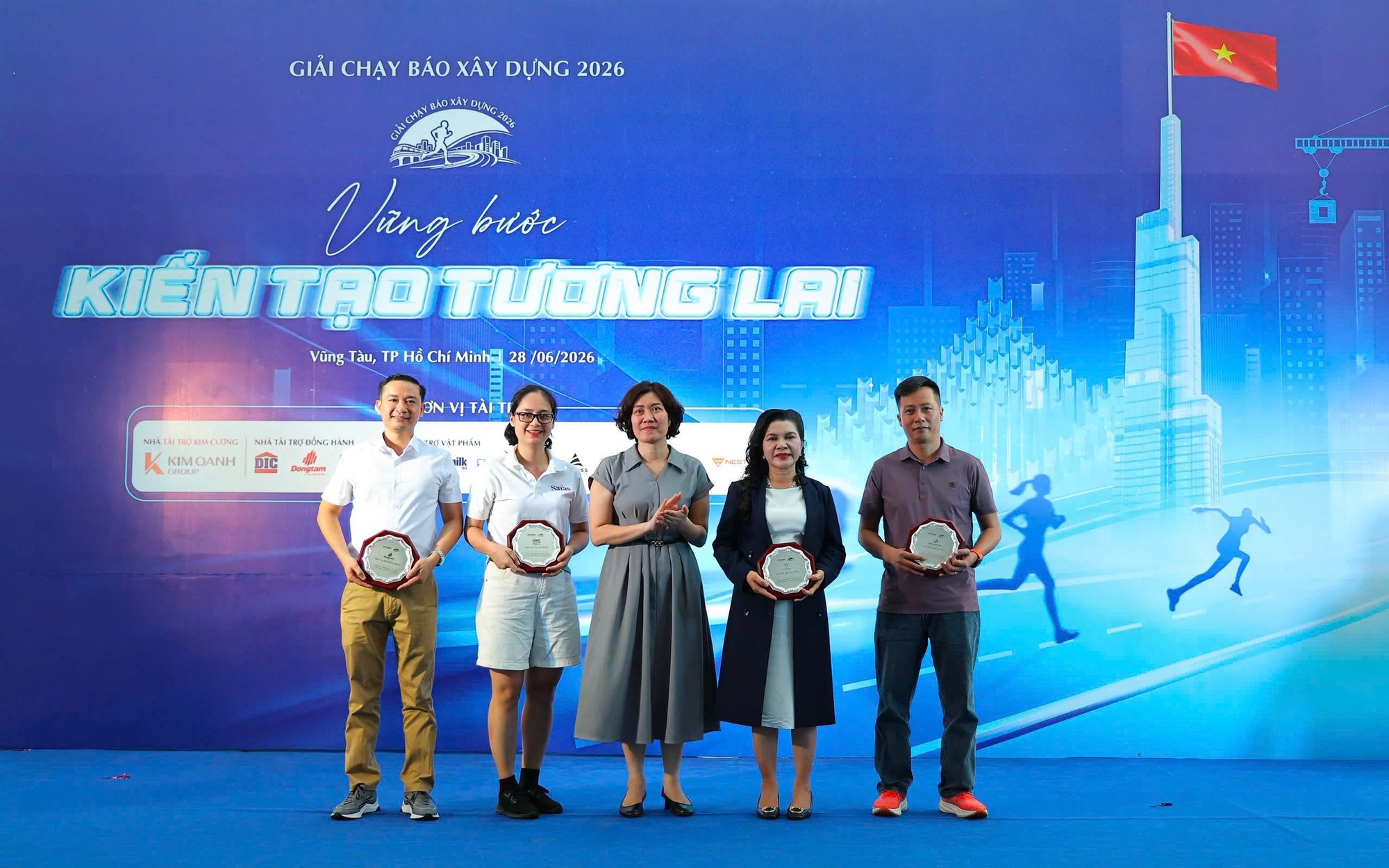 Giải chạy B&aacute;o X&acirc;y dựng 2026: Lan tỏa tinh thần đồng h&agrave;nh, sẻ chia - Ảnh 8.