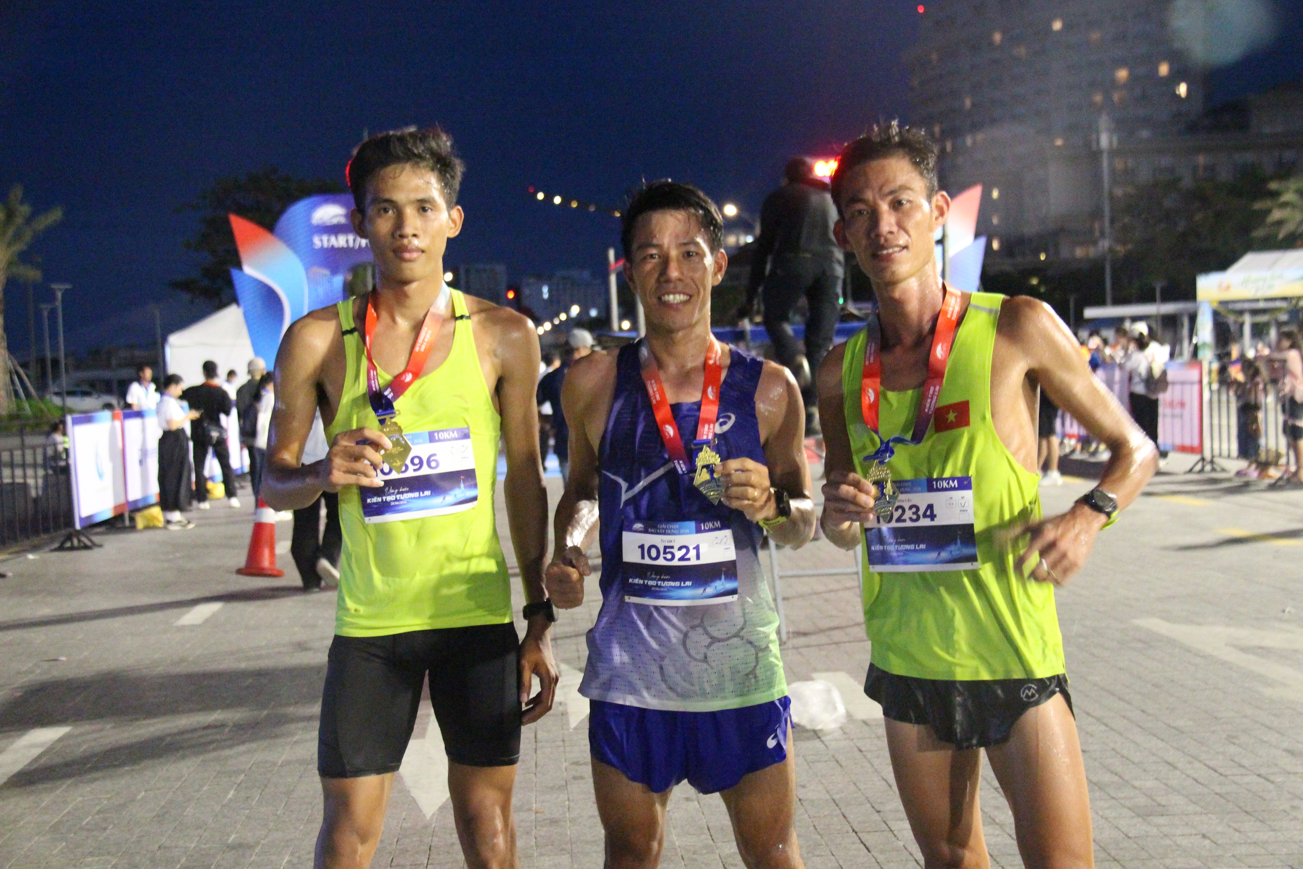 Lộ diện những nh&agrave; v&ocirc; địch đầu ti&ecirc;n của Giải chạy B&aacute;o X&acirc;y dựng 2026 - Ảnh 3.