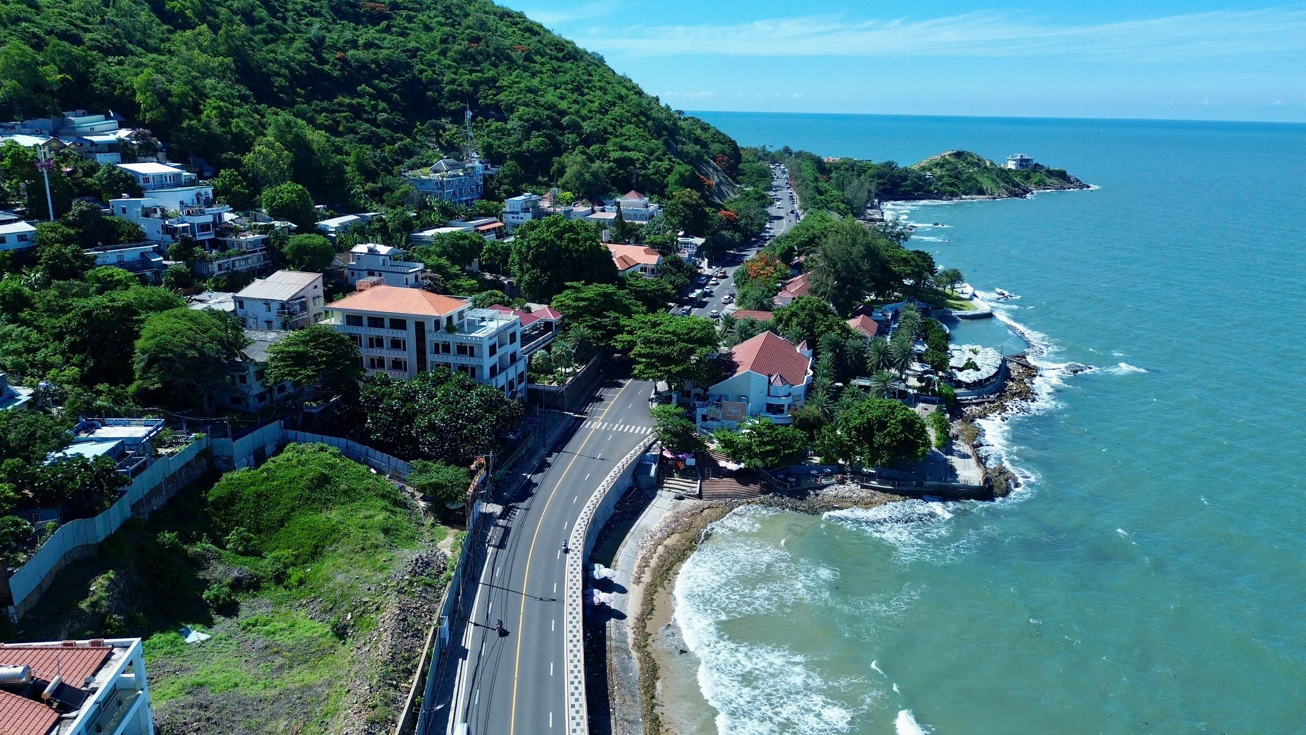 Kh&aacute;m ph&aacute; cung đường ven biển đẹp bậc nhất ph&iacute;a Nam tại Giải chạy B&aacute;o X&acirc;y dựng 2026 - Ảnh 5.