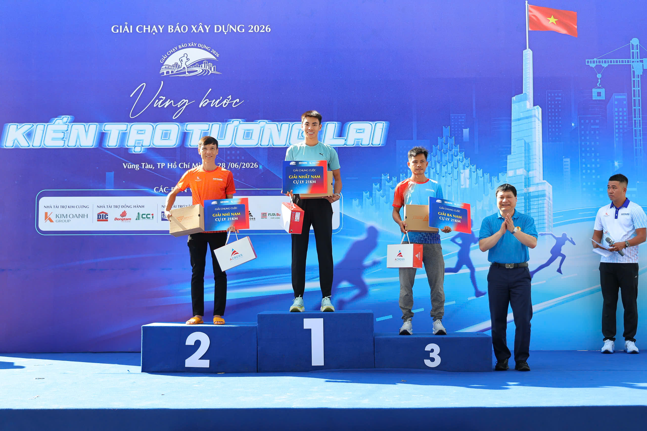 Bế mạc Giải chạy B&aacute;o X&acirc;y dựng: - Ảnh 8.