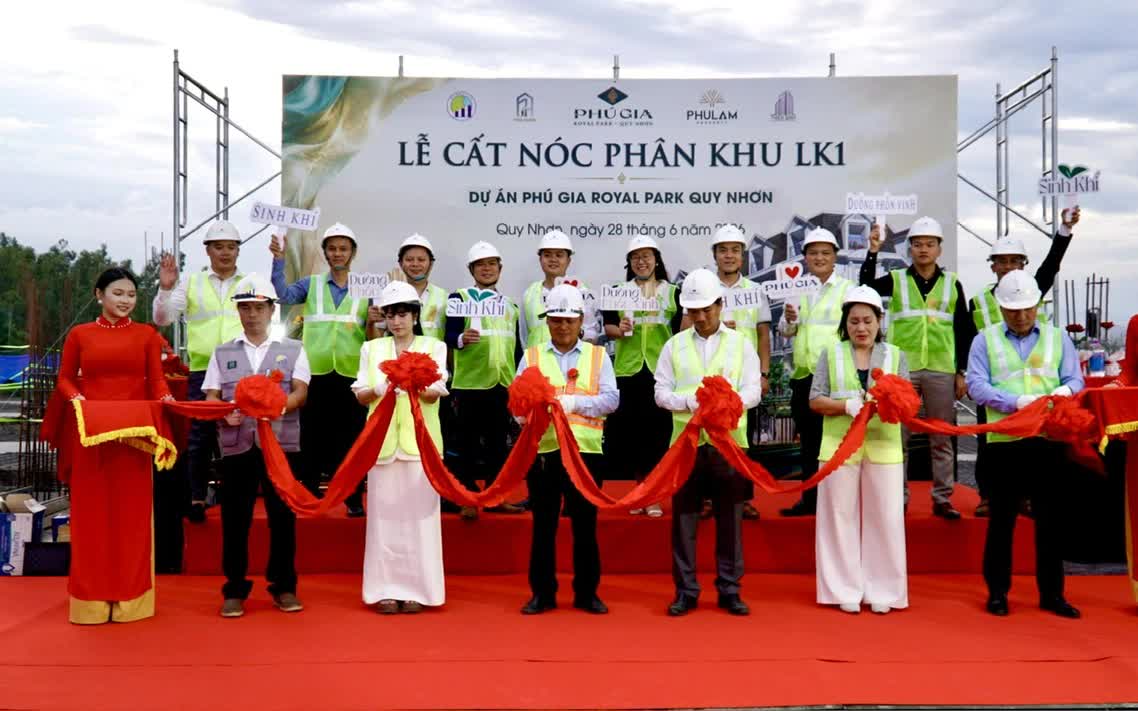 Gần 400 người tham gia "Hành trình gieo bóng mát" tại Quy Nhơn - Ảnh 3.