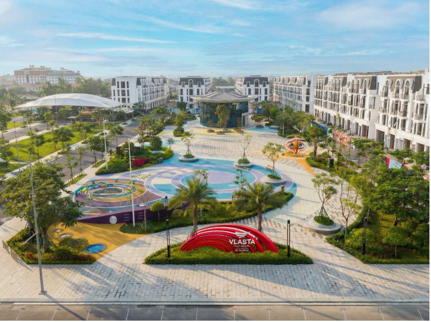 Văn Phú được vinh danh Top 10 Doanh nghiệp bất động sản hàng đầu Việt Nam- Ảnh 3. Văn Phú được vinh danh Top 10 Doanh nghiệp bất động sản hàng đầu Việt Nam- Ảnh 3.