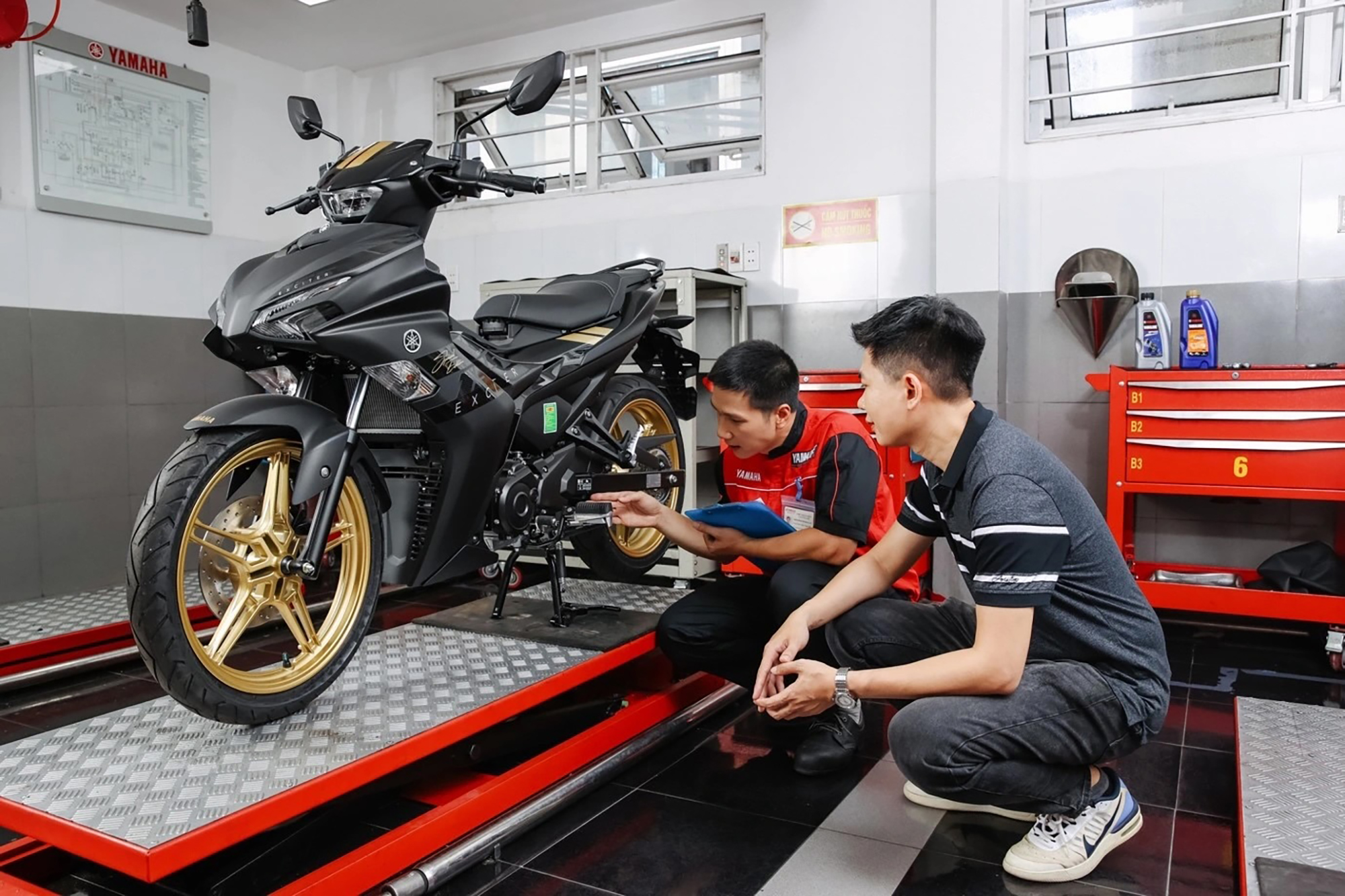 Loại xe nào cần bảo dưỡng trước khi đổ xăng E10?- Ảnh 1. Loại xe nào cần bảo dưỡng trước khi đổ xăng E10?- Ảnh 1.