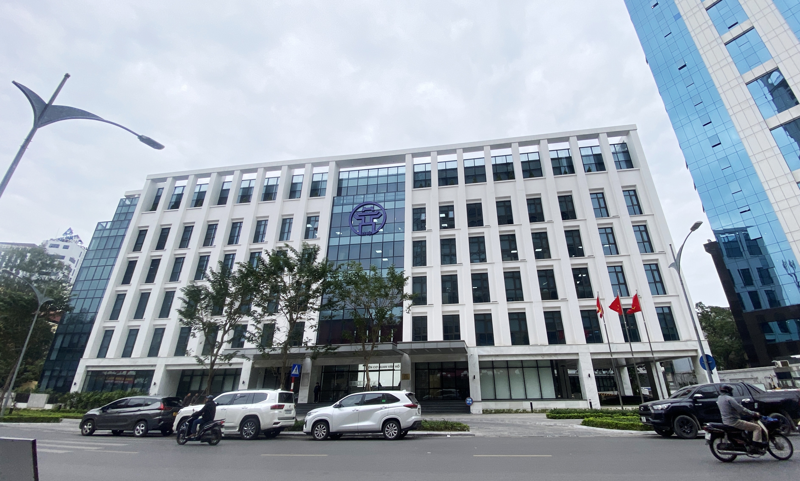 145 th&iacute; sinh thi tuyển vi&ecirc;n chức v&agrave;o Sở X&acirc;y dựng H&agrave; Nội bị tạm ho&atilde;n so vướng s&aacute;p nhập - Ảnh 1.