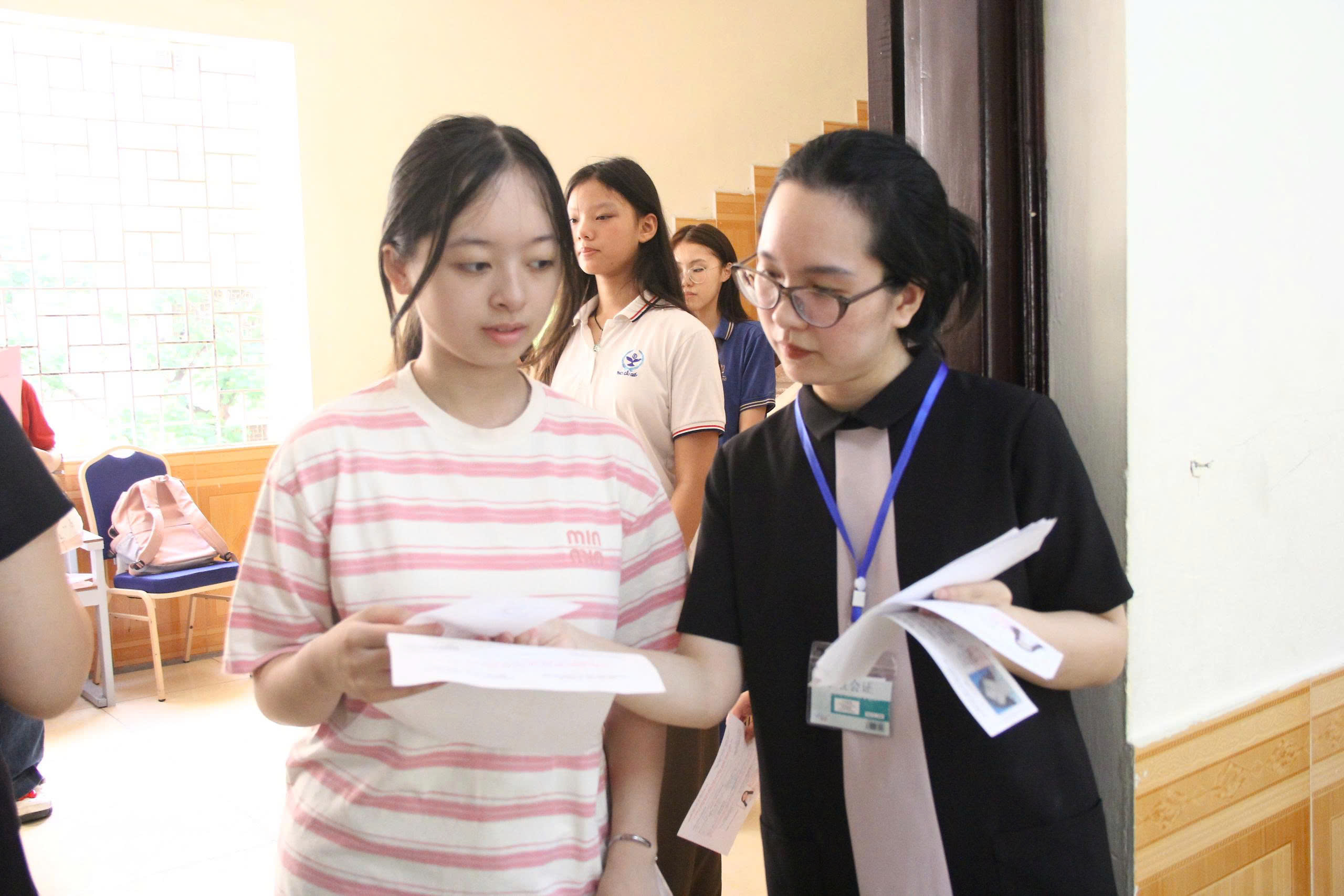 Kỳ thi v&agrave;o THPT chuy&ecirc;n Đại học Sư phạm H&agrave; Nội thu h&uacute;t gần 7.500 th&iacute; sinh- Ảnh 3.