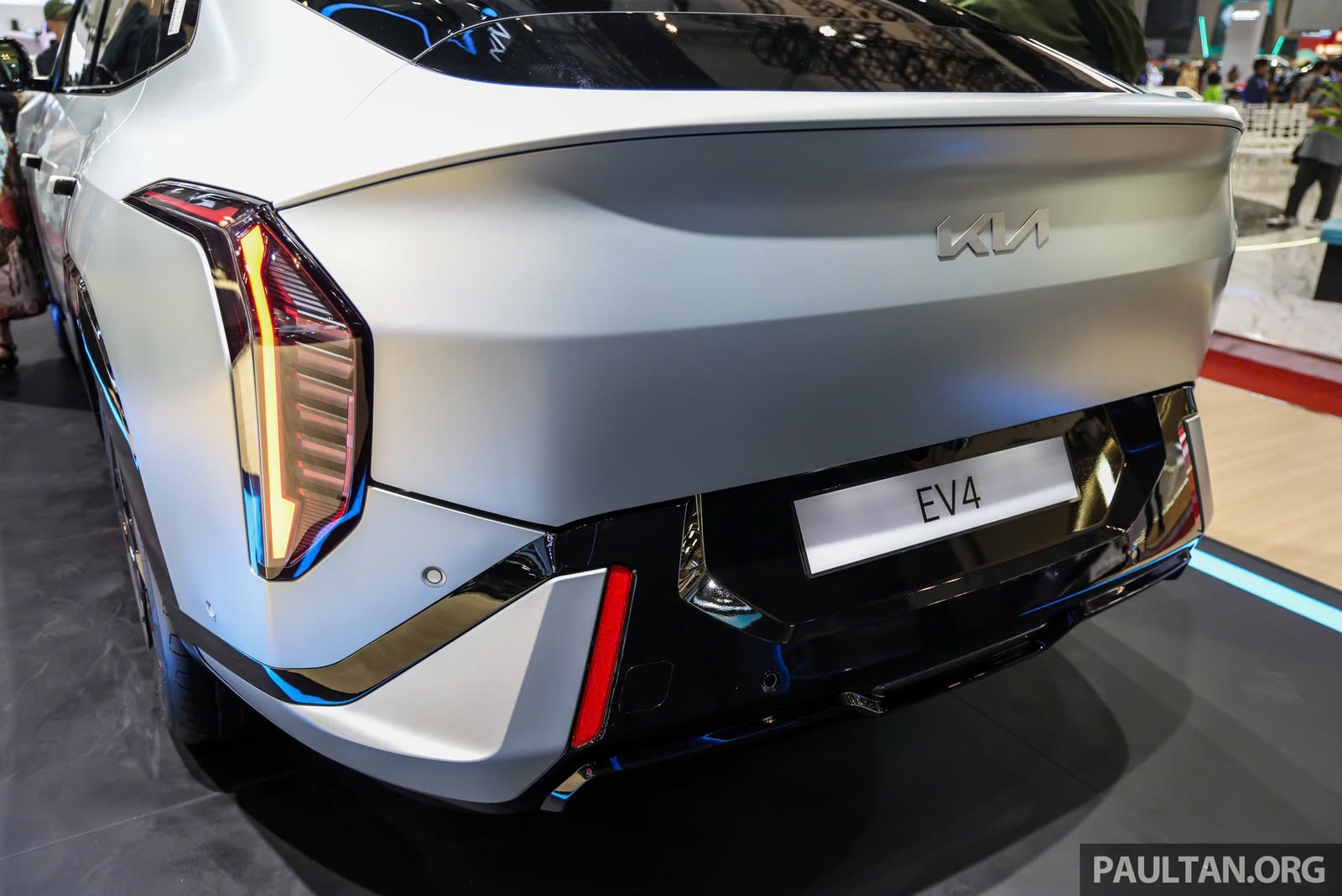 Kia ra mắt ba mẫu xe điện tại Đông Nam Á- Ảnh 4.