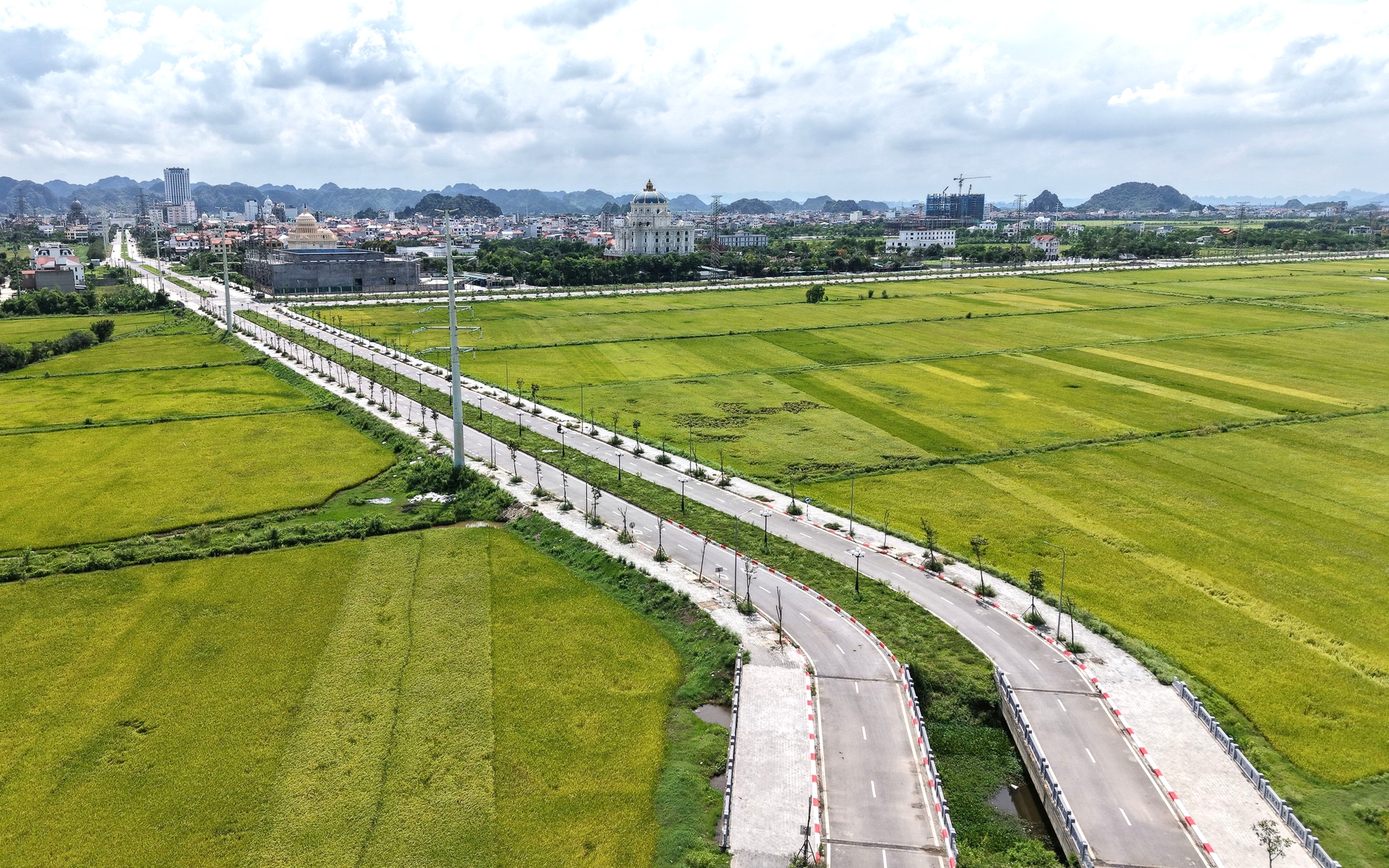 Quảng Ninh tăng tốc giải ngân vốn đầu tư công, quyết hoàn thành mục tiêu 6 tháng đầu năm - Ảnh 3.