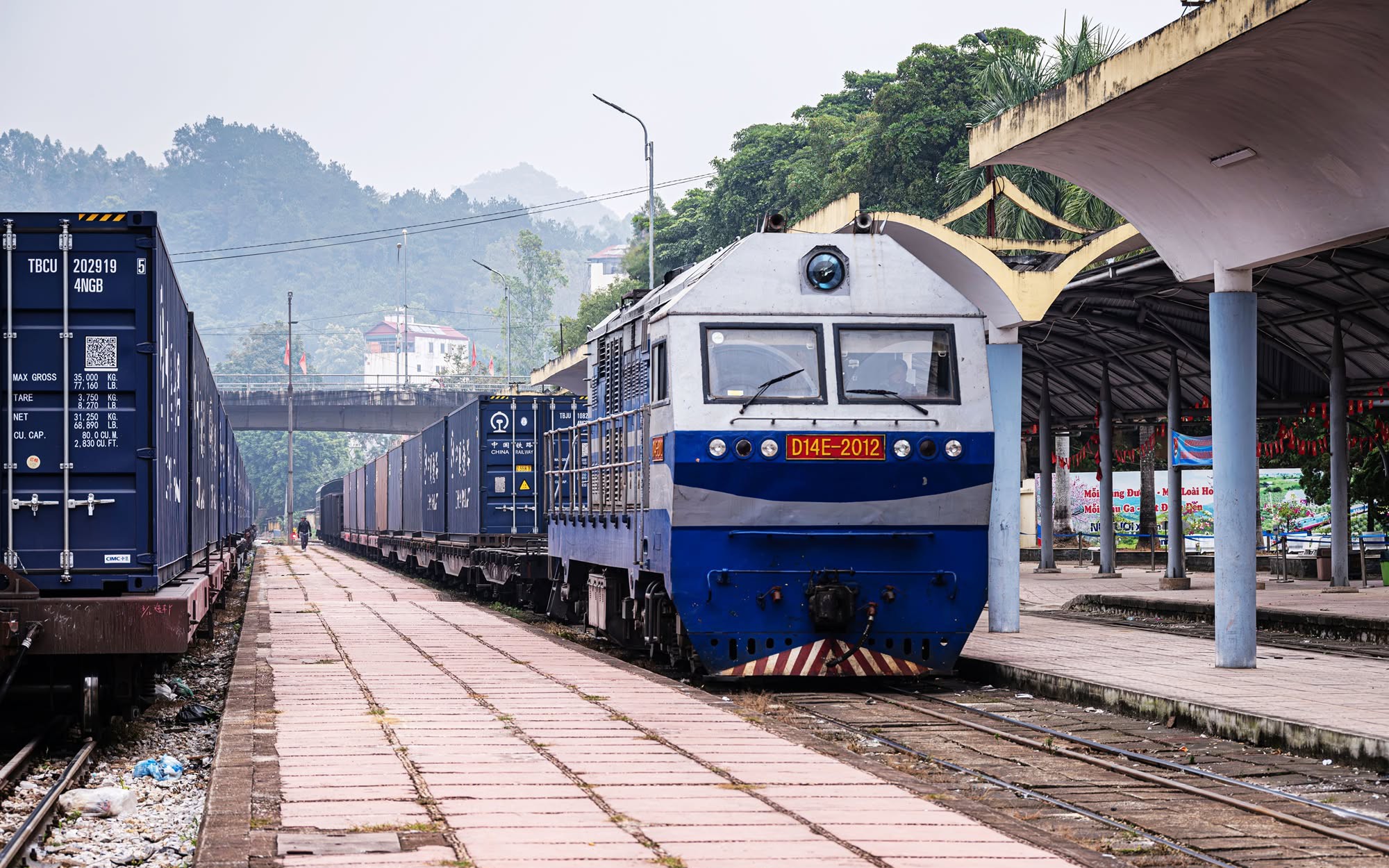 Đo&agrave;n t&agrave;u container li&ecirc;n vận quốc tế chuy&ecirc;n tuyến đầu ti&ecirc;n từ T&ocirc; Ch&acirc;u đến Y&ecirc;n Vi&ecirc;n - Ảnh 2.