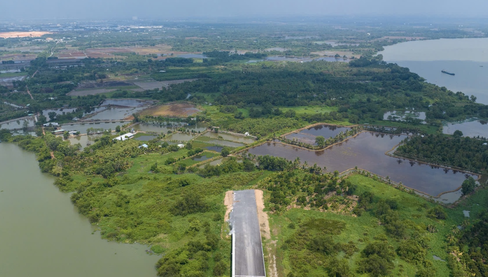 Tăng tốc GPMB 6 dự &aacute;n giao th&ocirc;ng kết nối li&ecirc;n v&ugrave;ng v&agrave; s&acirc;n bay Long Th&agrave;nh- Ảnh 2.