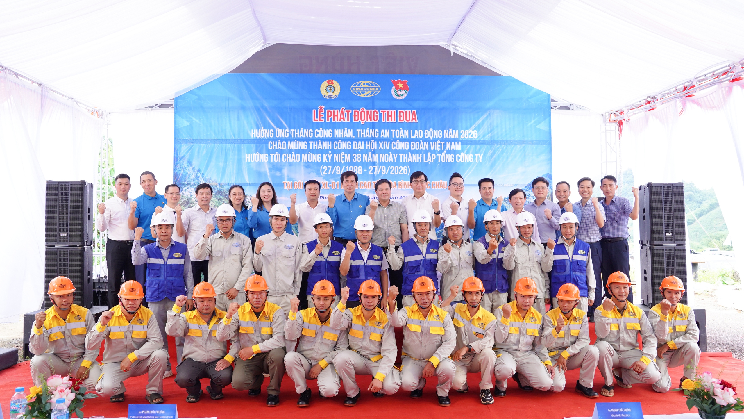 Vinaconex ph&aacute;t động thi đua tr&ecirc;n c&ocirc;ng trường cao tốc H&ograve;a B&igrave;nh - Mộc Ch&acirc;u- Ảnh 5.