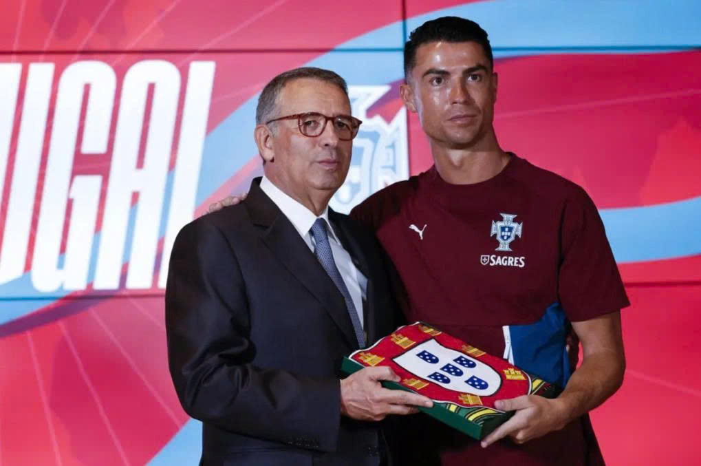 Ronaldo v&agrave; tuyển Bồ Đ&agrave;o Nha được giao nhiệm vụ v&ocirc; địch World Cup 2026- Ảnh 2.