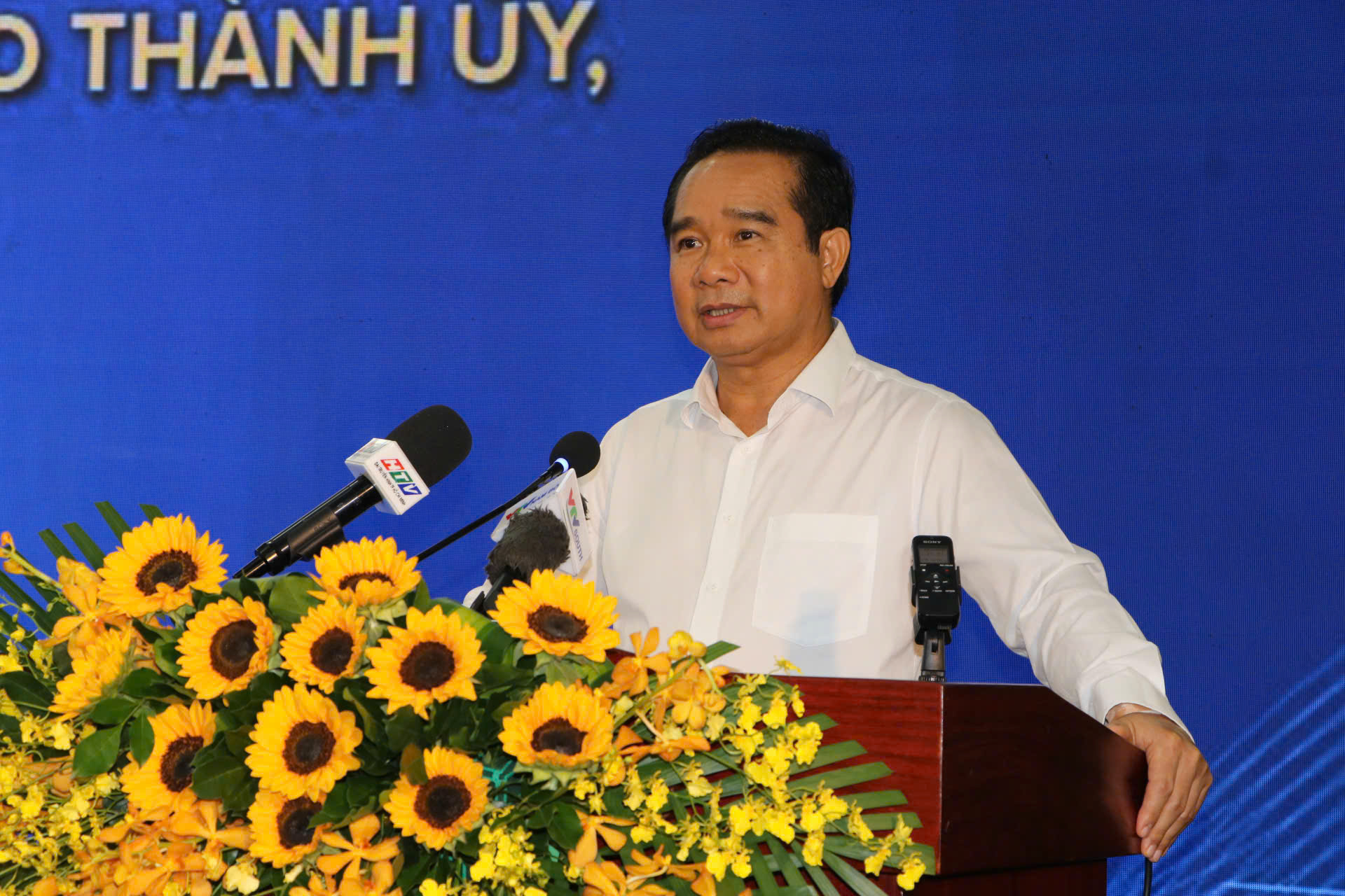 TP.HCM: Doanh nghiệp cam kết phát triển gần 100.000 căn nhà ở xã hội cho thuê- Ảnh 1.