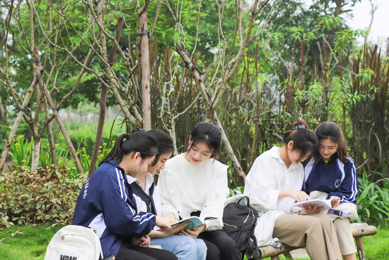 Đại học Quốc gia H&agrave; Nội lấy điểm s&agrave;n x&eacute;t tuyển từ 19 - Ảnh 1.