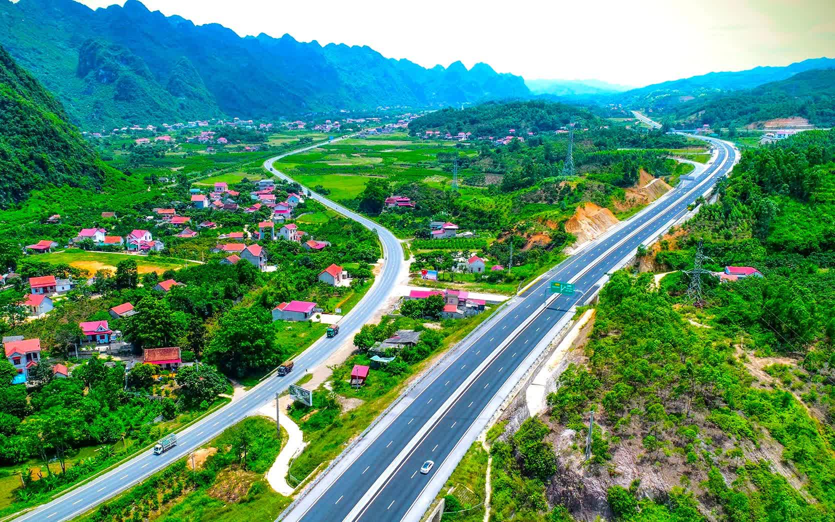 Đang sửa chữa đường Đồng Khởi, bổ sung hạ tầng tho&aacute;t nước tạm - Ảnh 10.