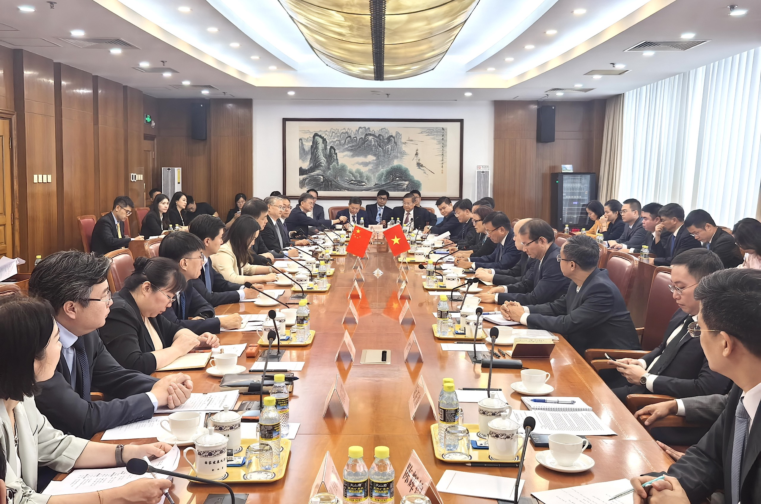 Ủy ban li&ecirc;n hợp Hợp t&aacute;c đường sắt Việt - Trung thống nhất nhiều nội dung quan trọng - Ảnh 1.