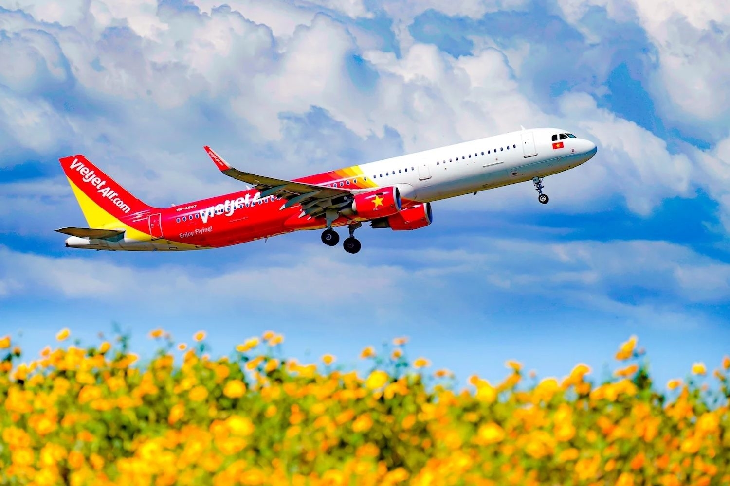 Vietjet khai th&aacute;c trở lại 5 đường bay đến Đ&agrave; Lạt từ th&aacute;ng 8 - Ảnh 1.