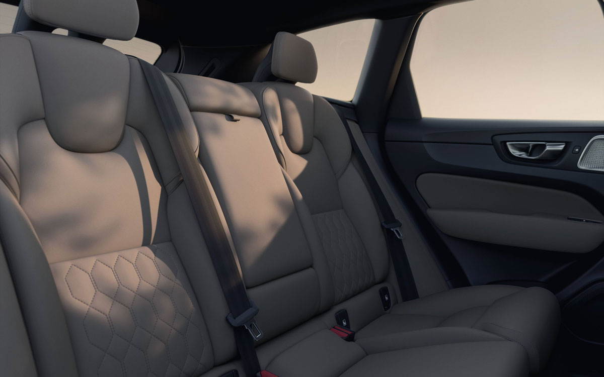 Audi Q5 và Volvo XC60: SUV hạng sang Đức đối đầu đại diện Bắc Âu - Ảnh 8.