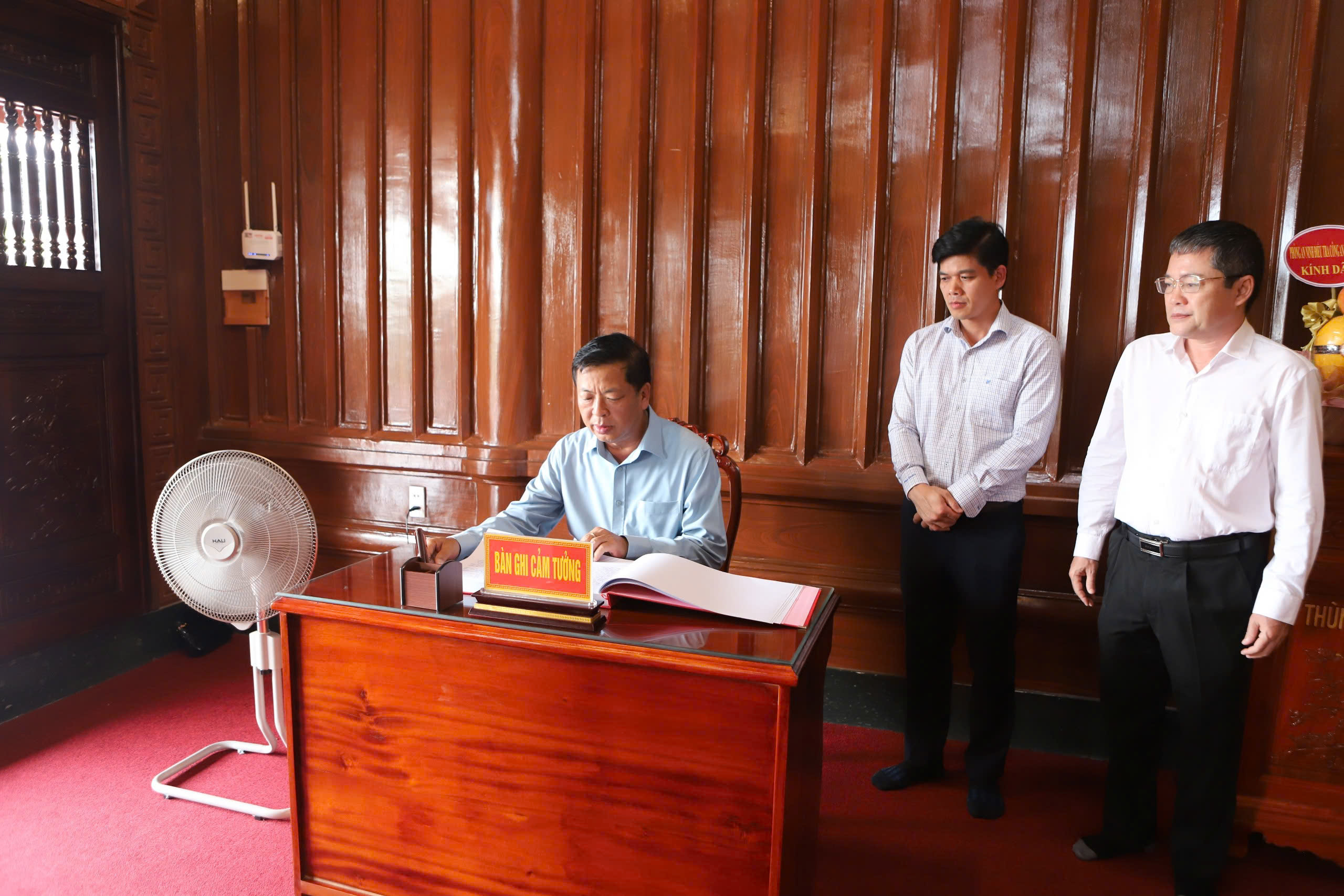 Bộ Xây dựng tri ân các anh hùng liệt sĩ trong ngày Thương binh - liệt sĩ 2026 - Ảnh 2.